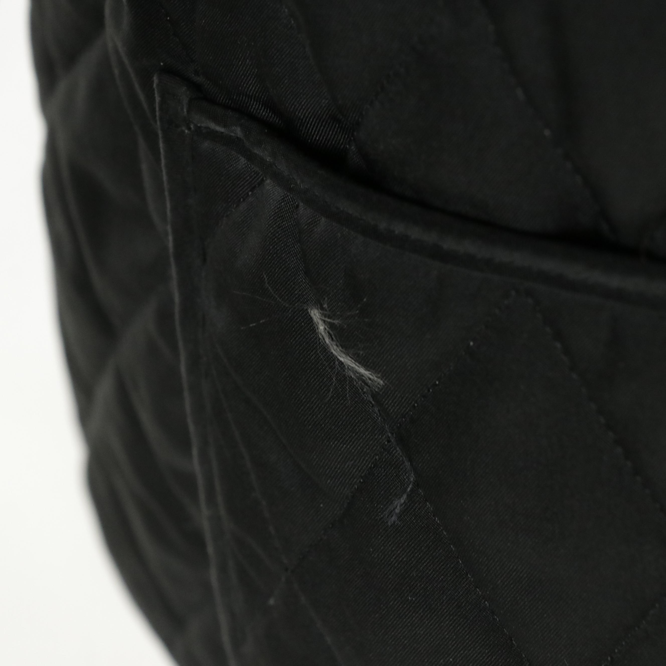 Burberry London Quilted Barn Jacket with Check Lining