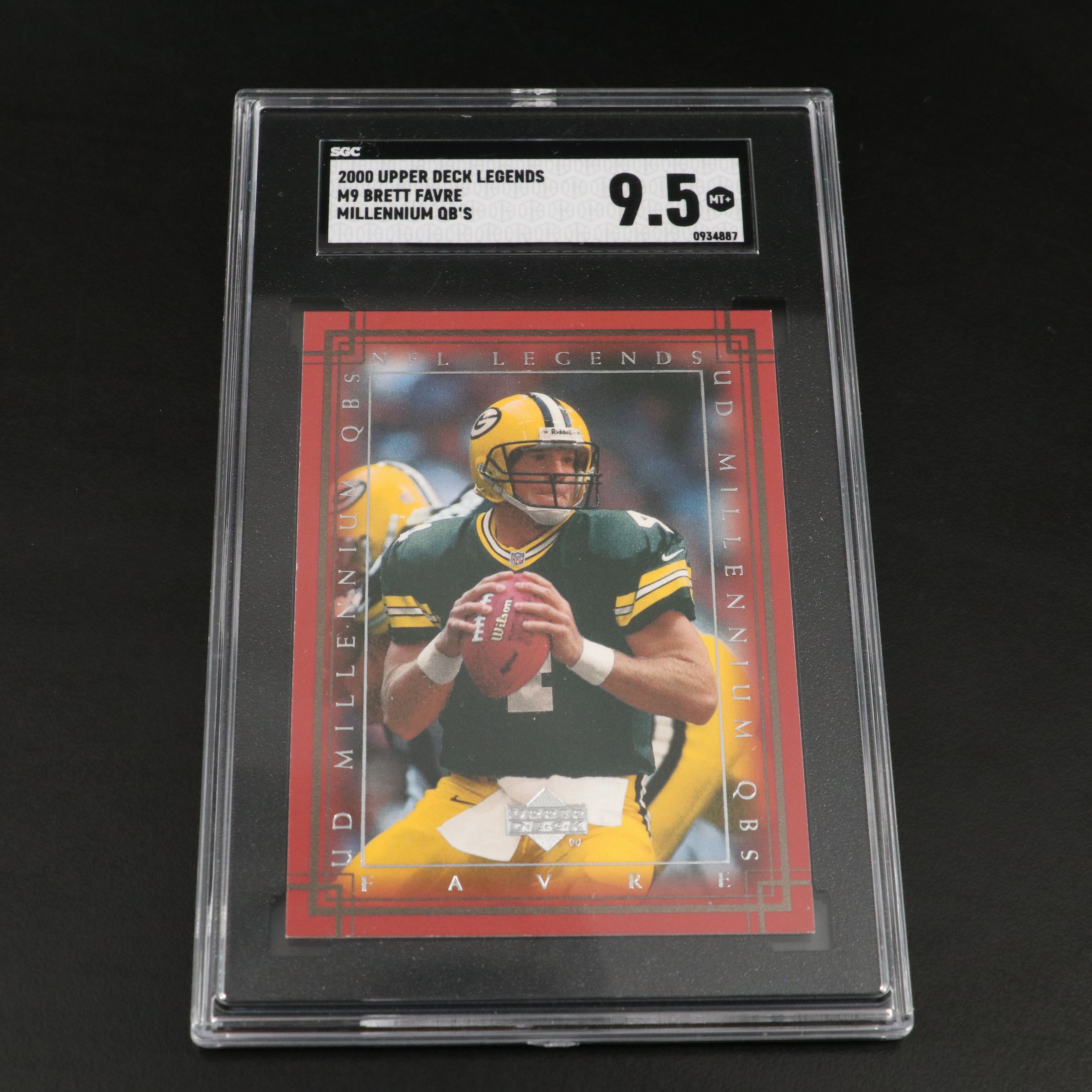 Brett Favre SGC Graded Green Bay Packers Football Cards, 2000-2022