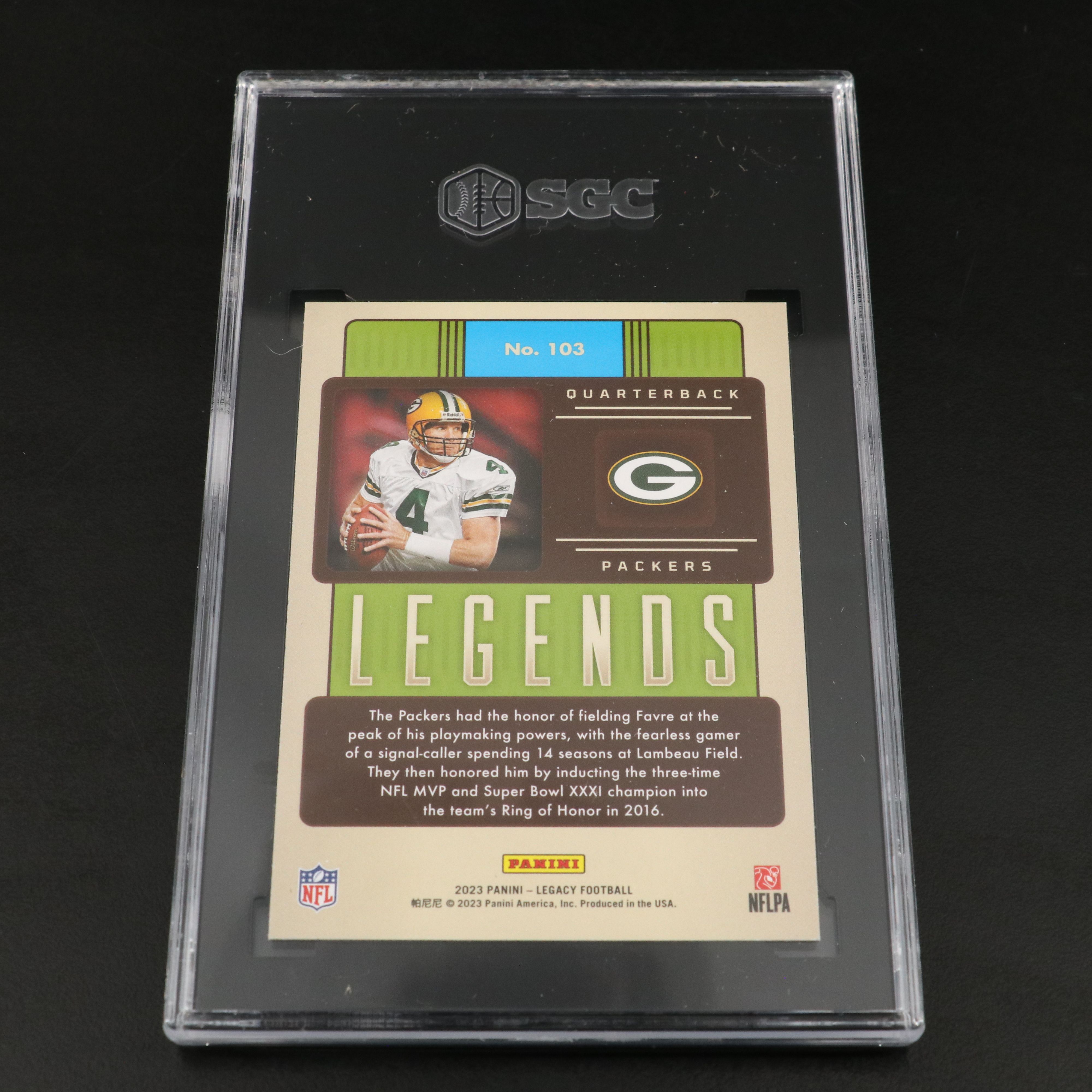 Brett Favre SGC Graded Green Bay Packers Football Cards, 2000-2022