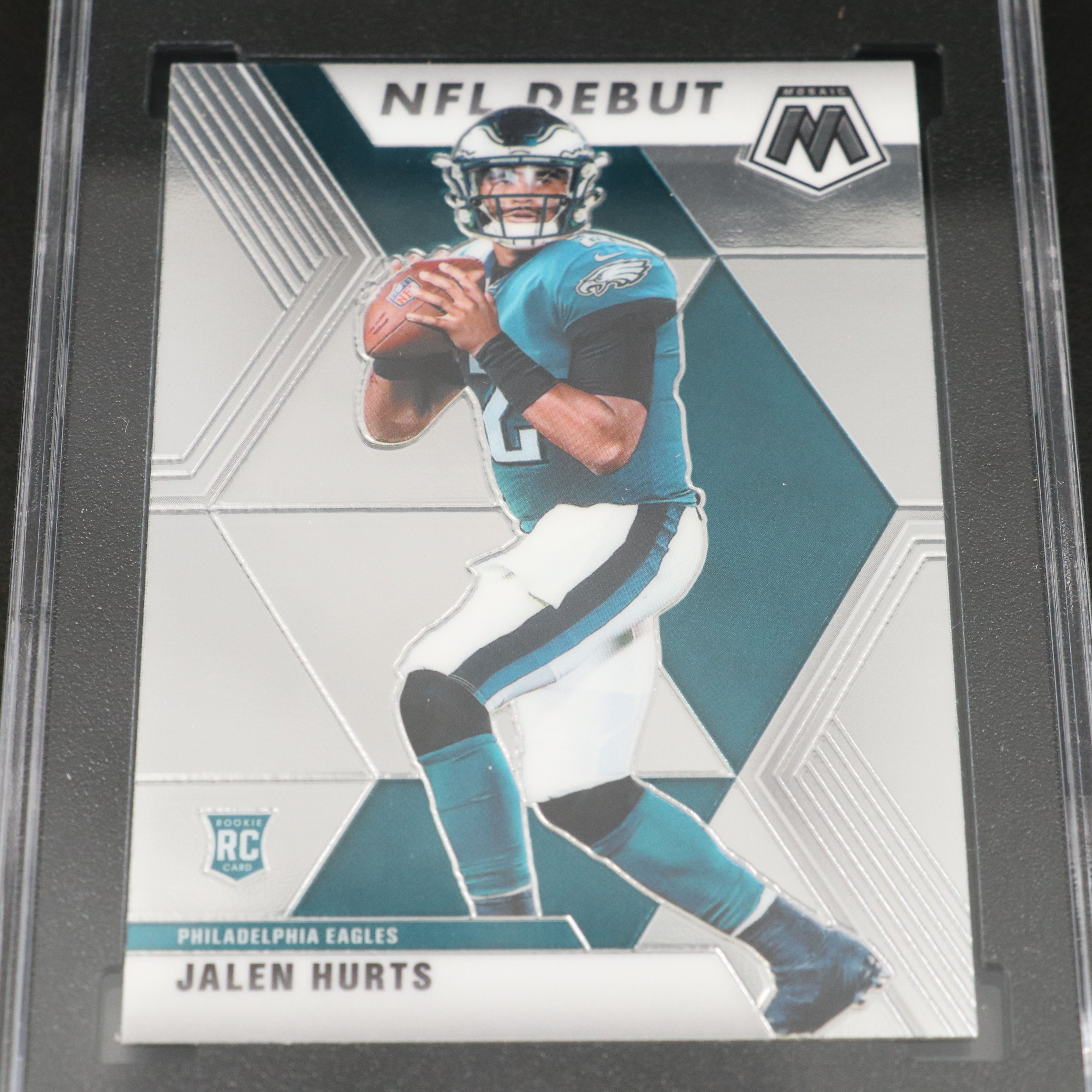 2020 Mosaic Jalen Hurts Philadelphia Eagles Rookie Football Card Graded SGC 8