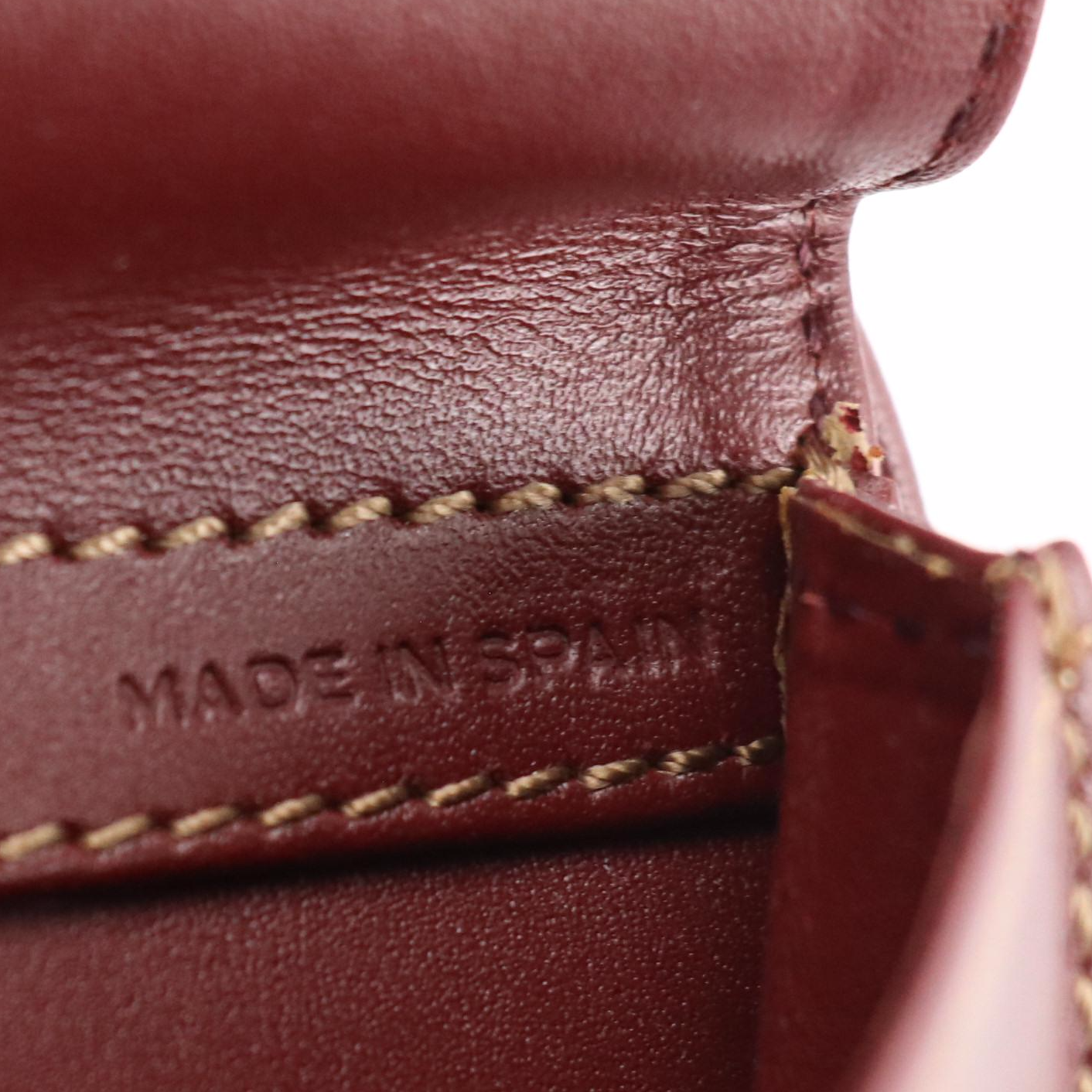 Carter Must de Cartier Front Pocket Crossbody Bag in Burgundy Leather