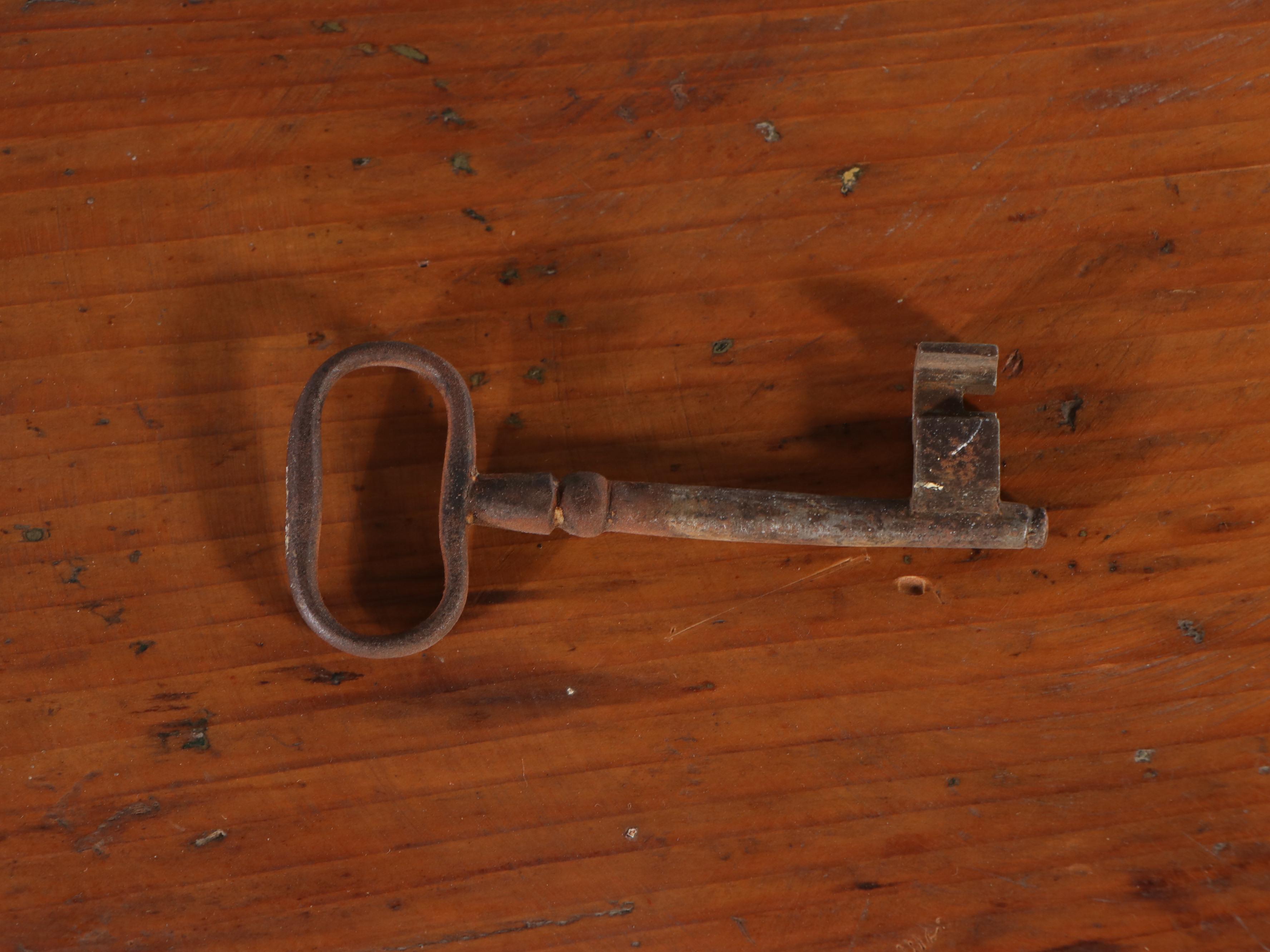 Pine Flat-Top Travel Trunk with Forged Metal Brackets, 19th Century