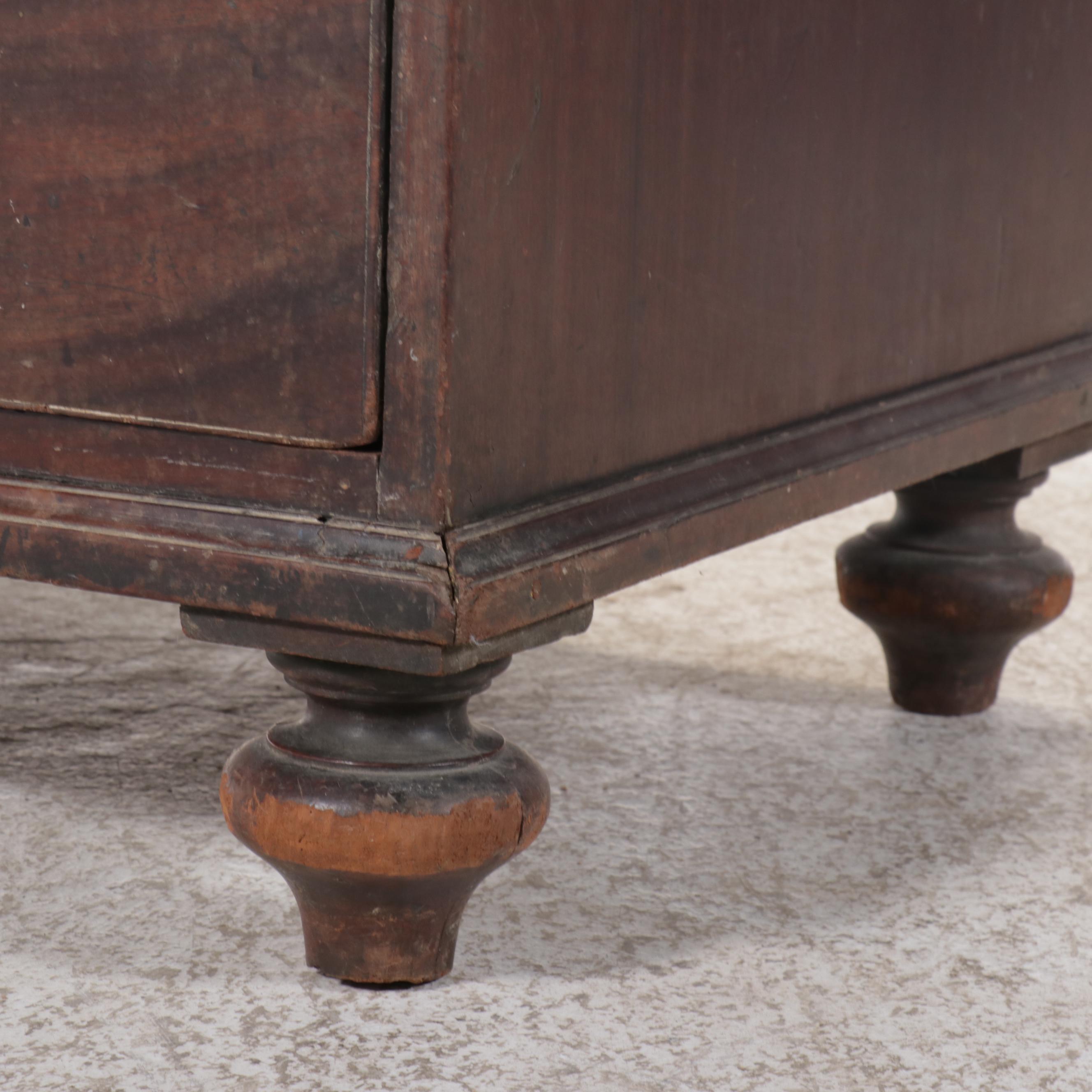 Antique English Georgian Mahogany Chest of Drawers