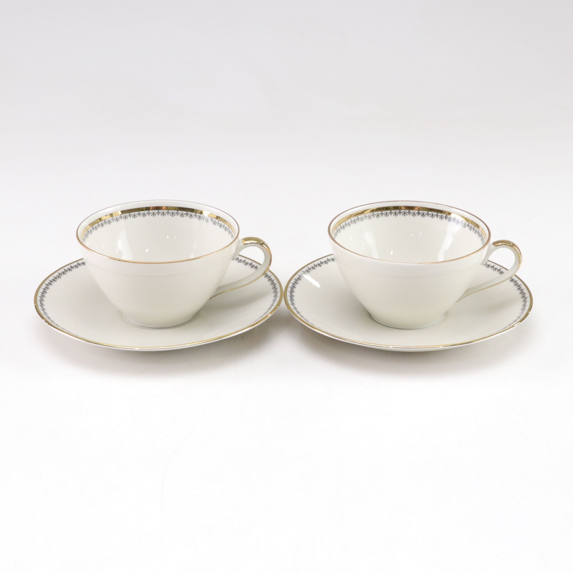 Bavarian Elfenbein Porzellan Gilt Porcelain Tea Set for Two