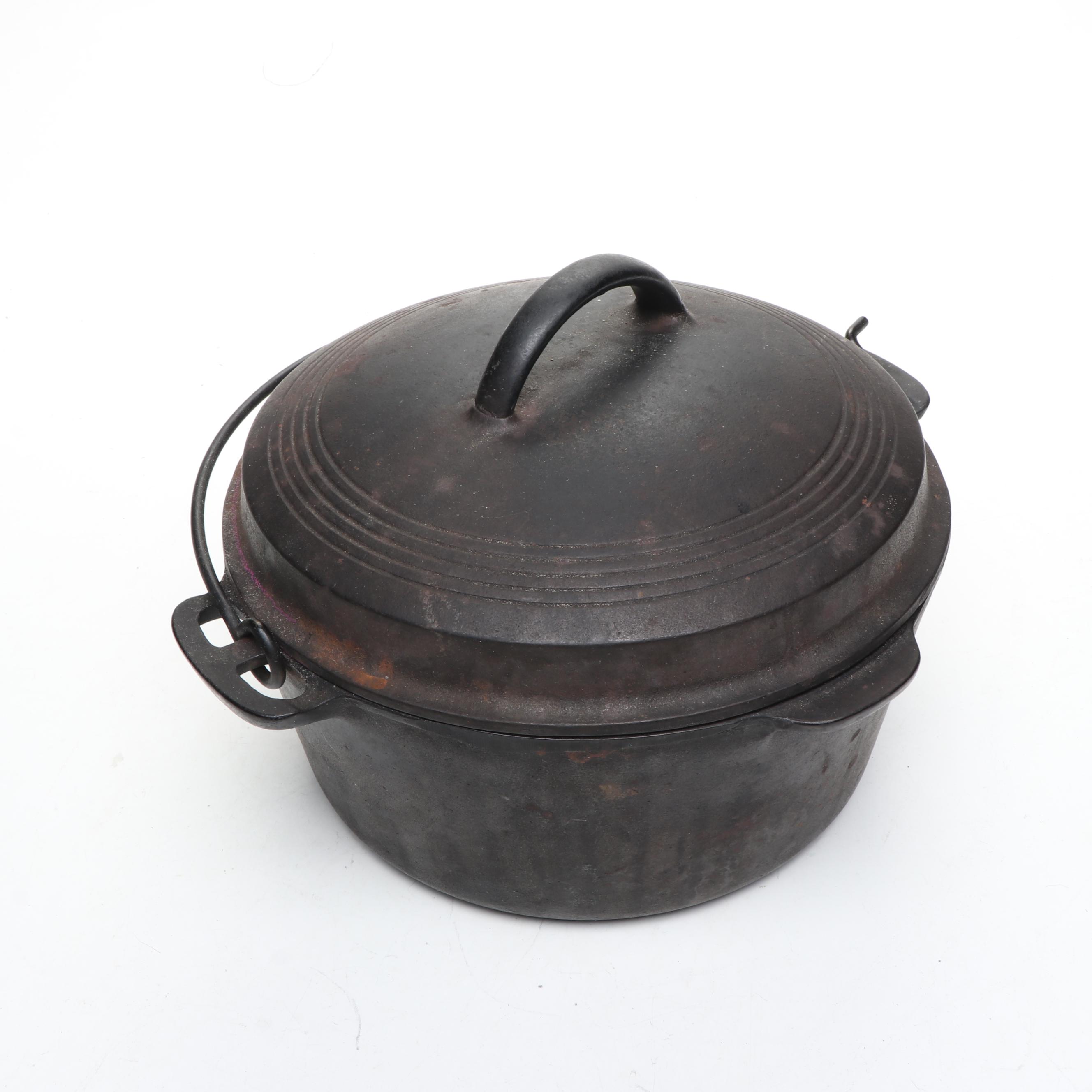 Wagner Cast Iron Dutch Oven with Cast Iron Griddles