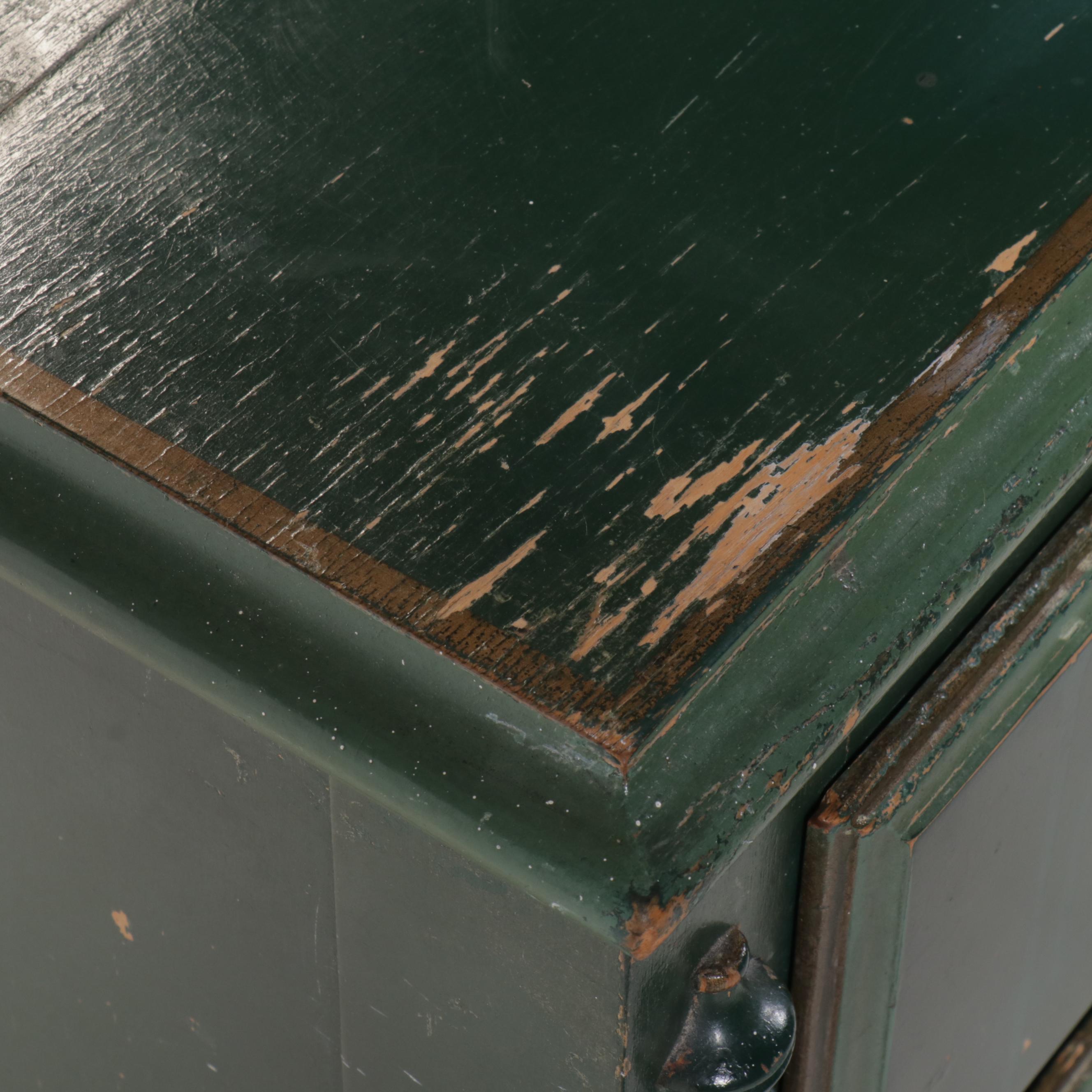 Stickley Bros. Co. Paint-Decorated Wood Dresser with Mirror, Mid-20th Century