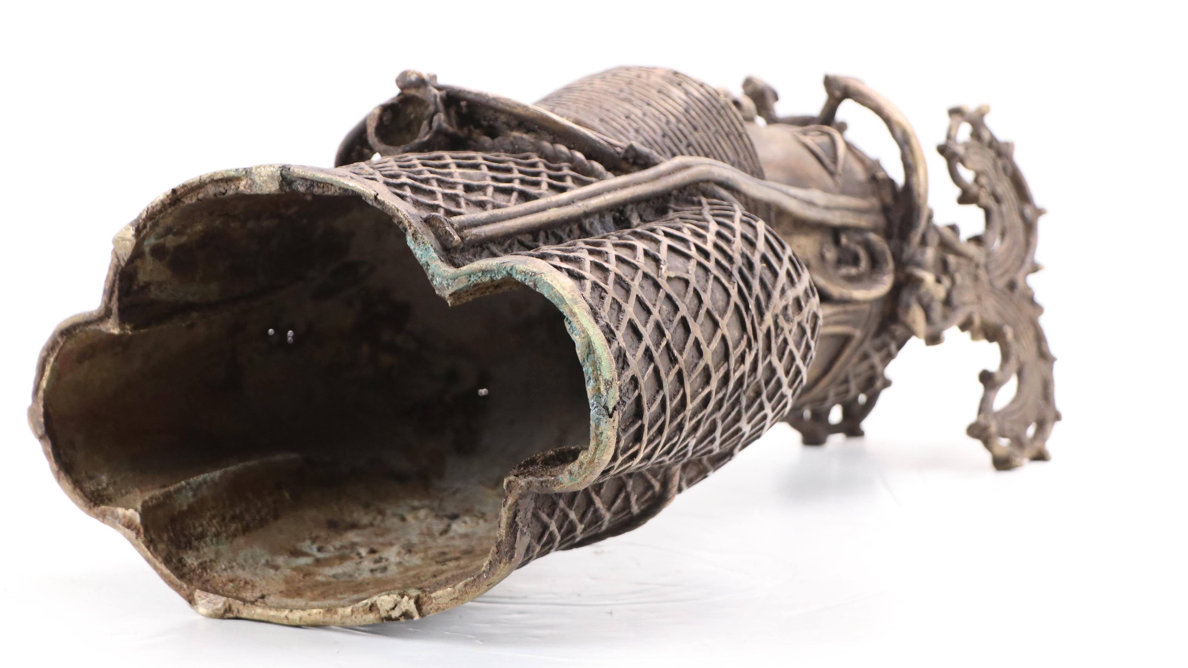 Benin Bronze Ọ́bà King Bust