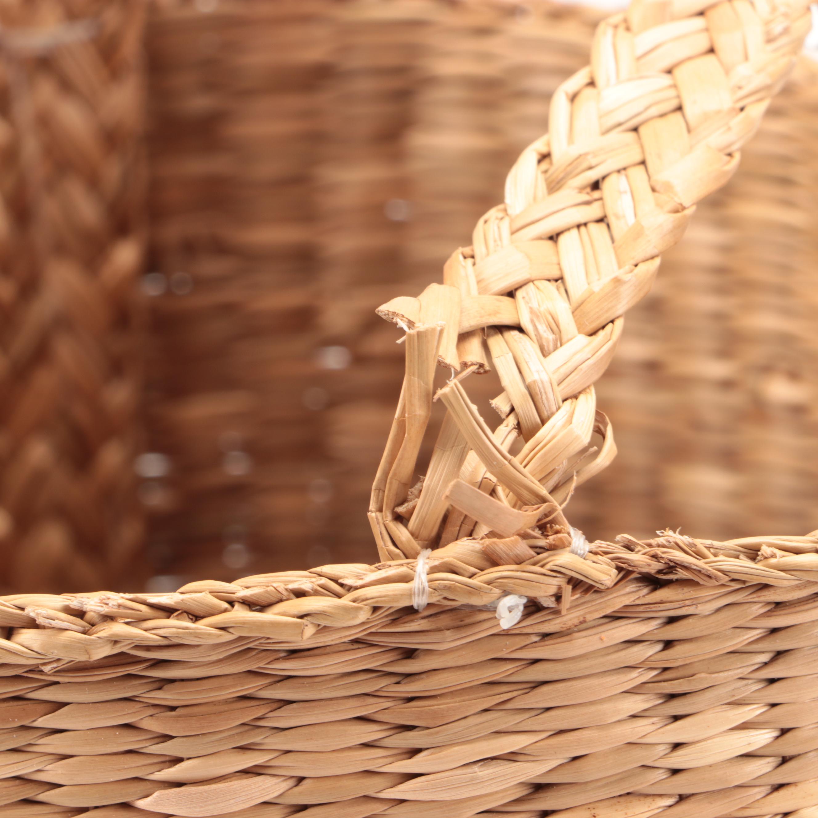 Vintage Handwoven Pinestraw Handbag with Other Grass and Split Wood Baskets