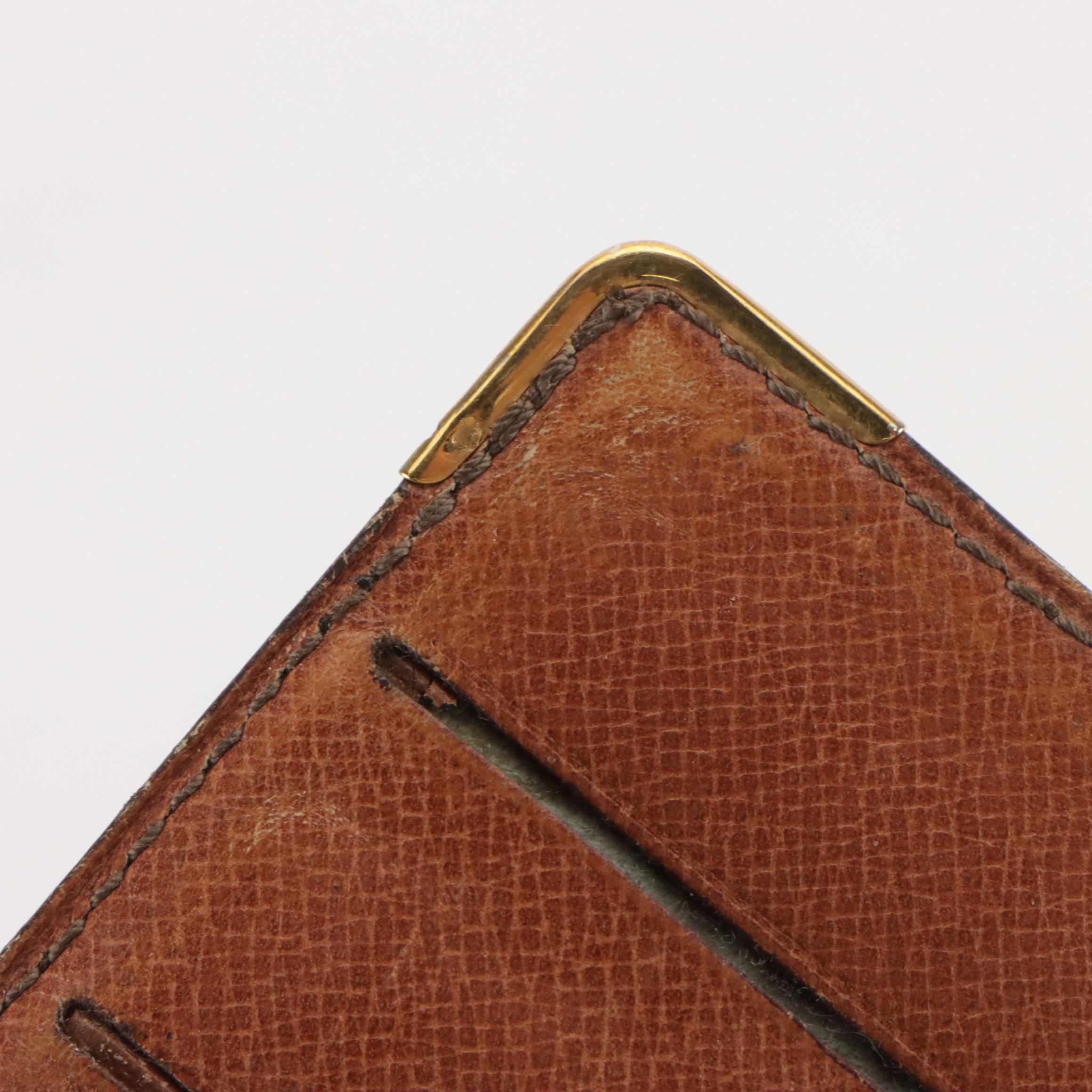 Louis Vuitton Porte-Chéquier Cartes Crédit in Monogram Canvas