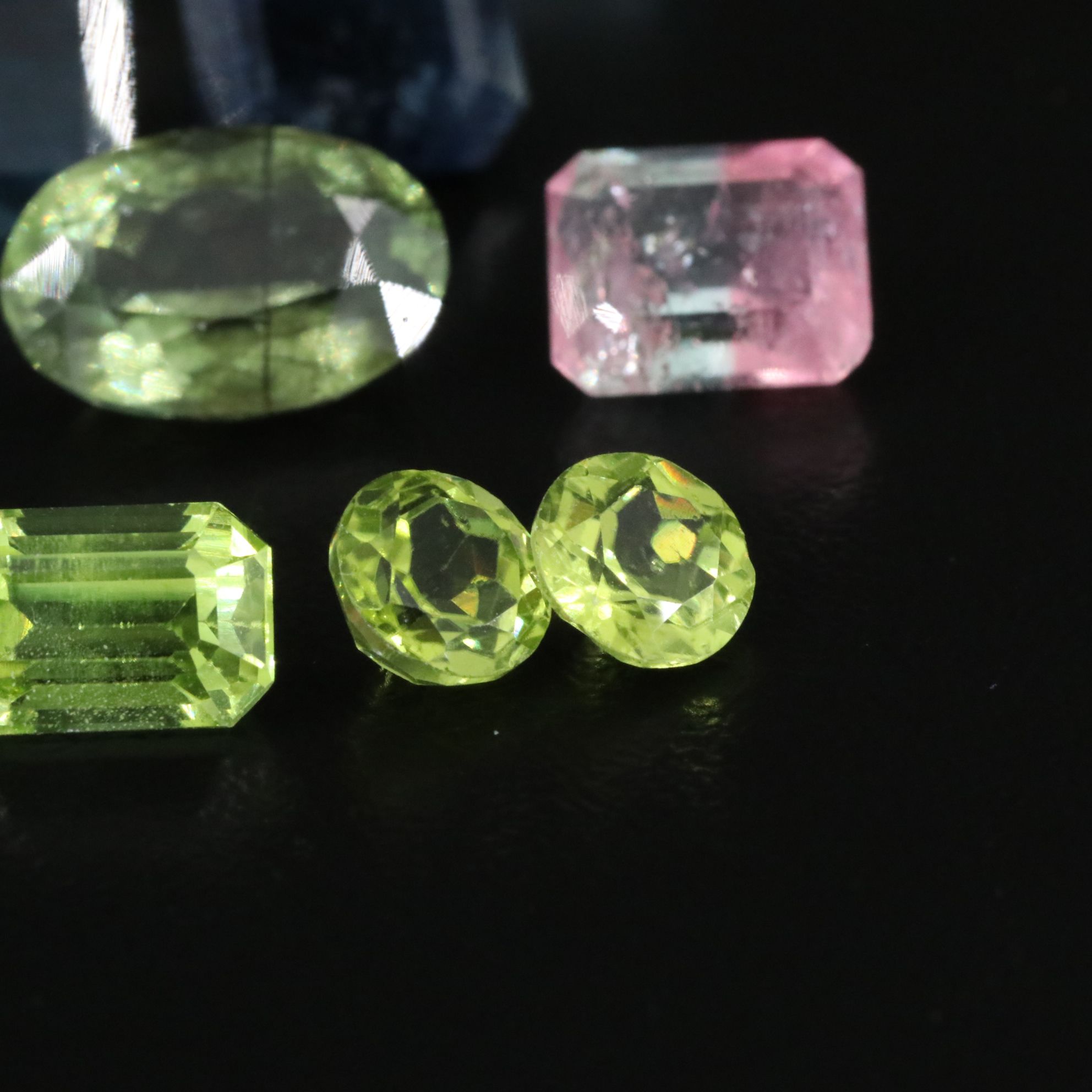 Loose 45.32 CTW Gemstone Lot Including Tourmaline, Peridot and Aquamarine