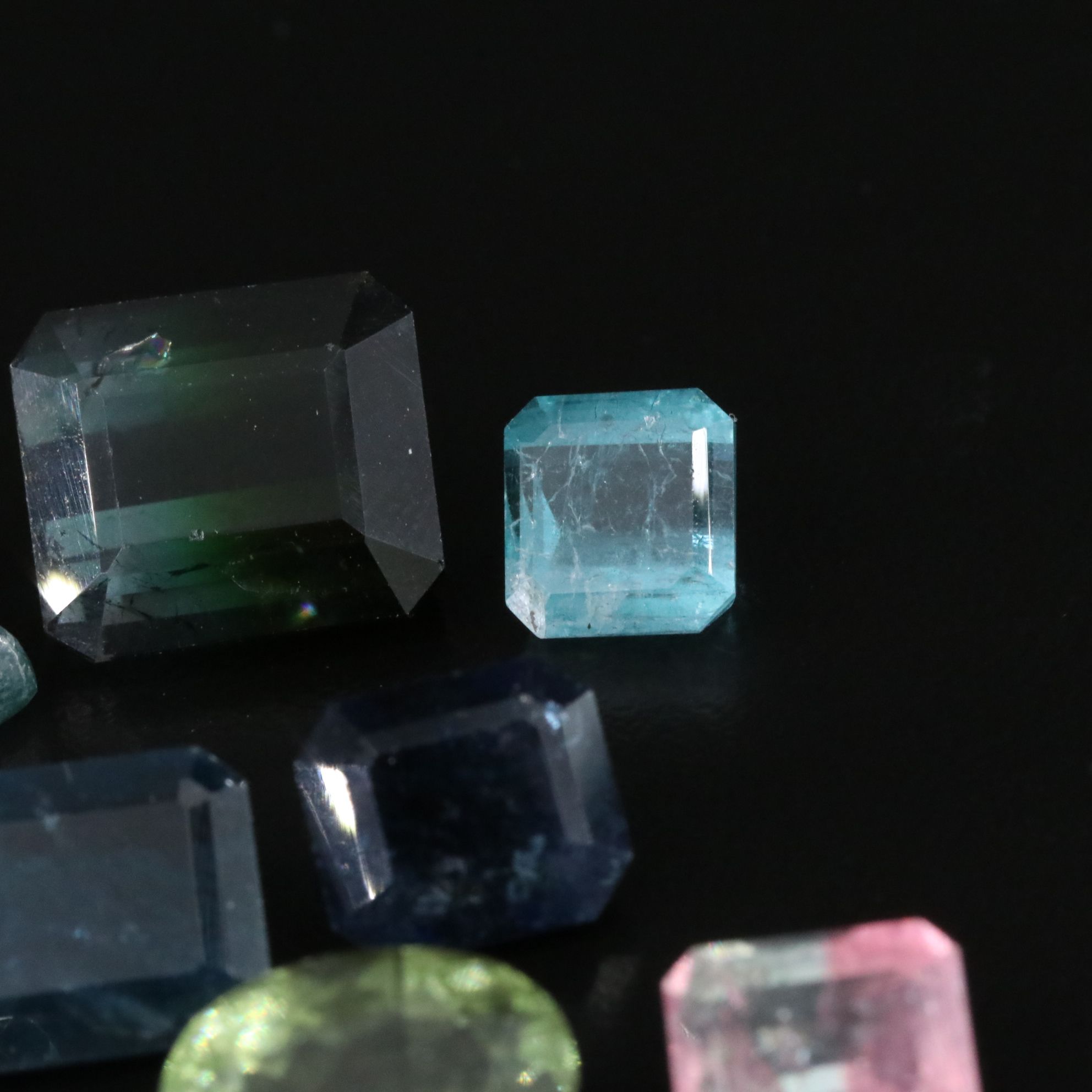 Loose 45.32 CTW Gemstone Lot Including Tourmaline, Peridot and Aquamarine