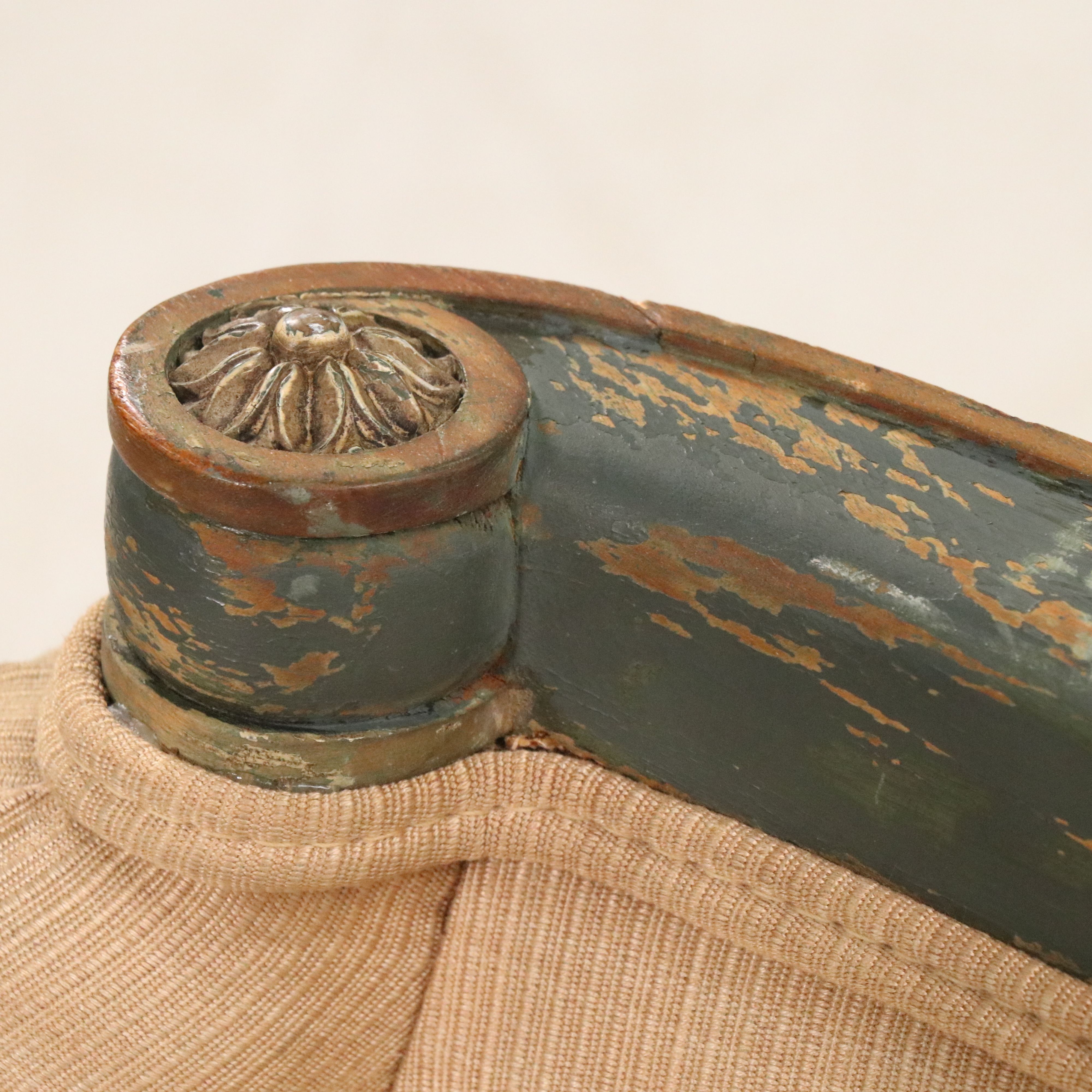 Empire Style Upholstered Chaise Lounge