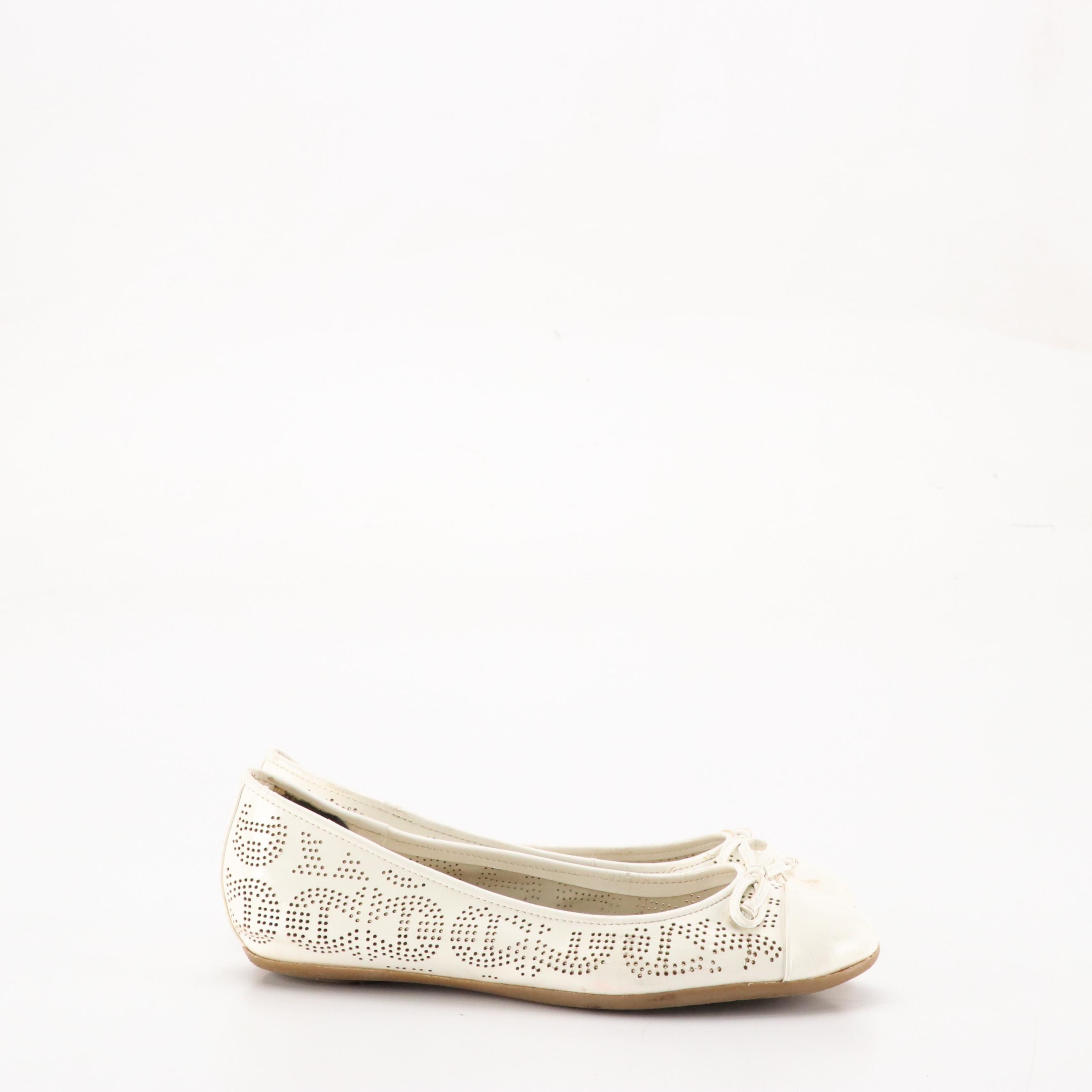 Leather Kitten Heels from Via Spiga, Fratelli Rossetti and More W/ Other Flats