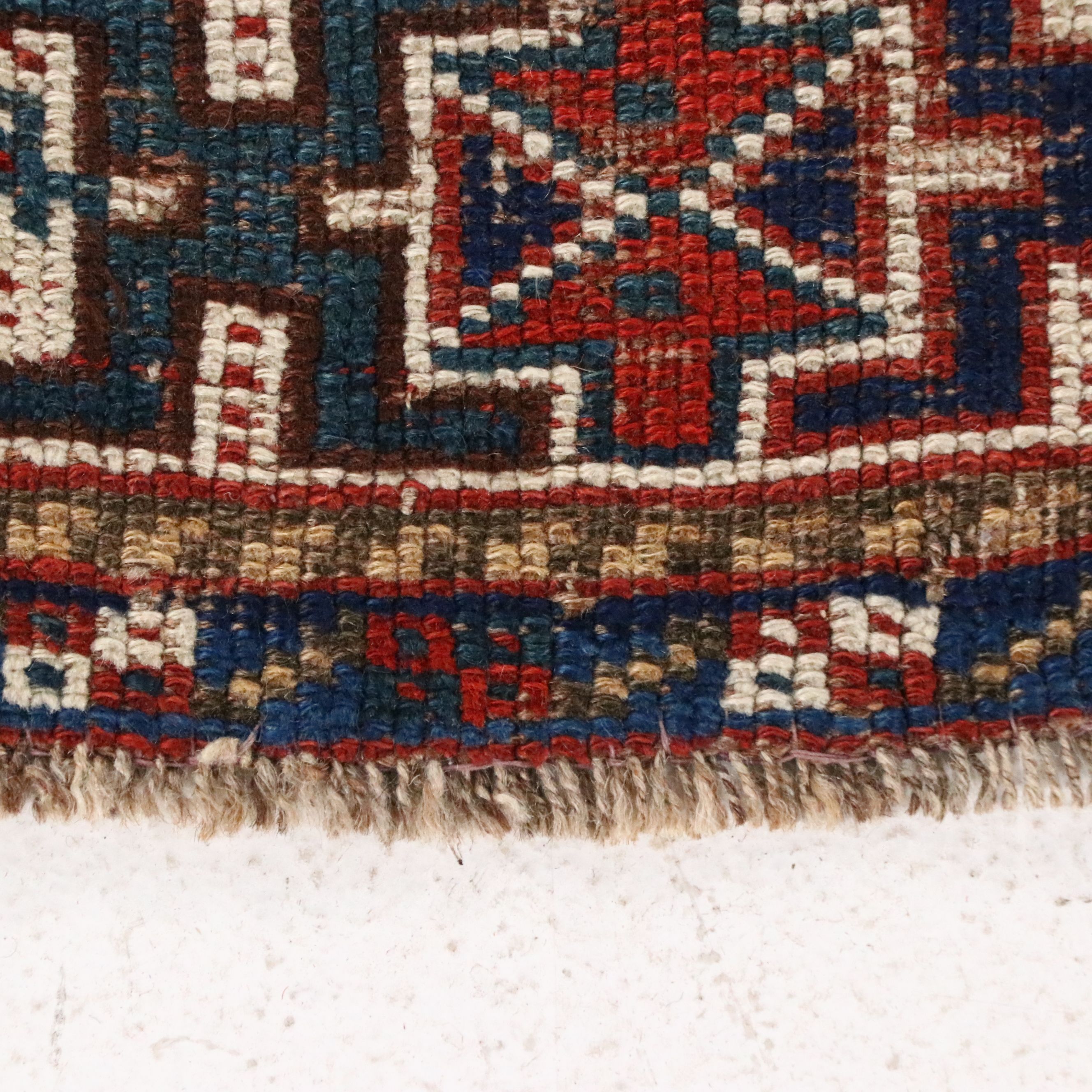 5'7 x 6'8 Hand-Knotted Persian Shiraz Area Rug