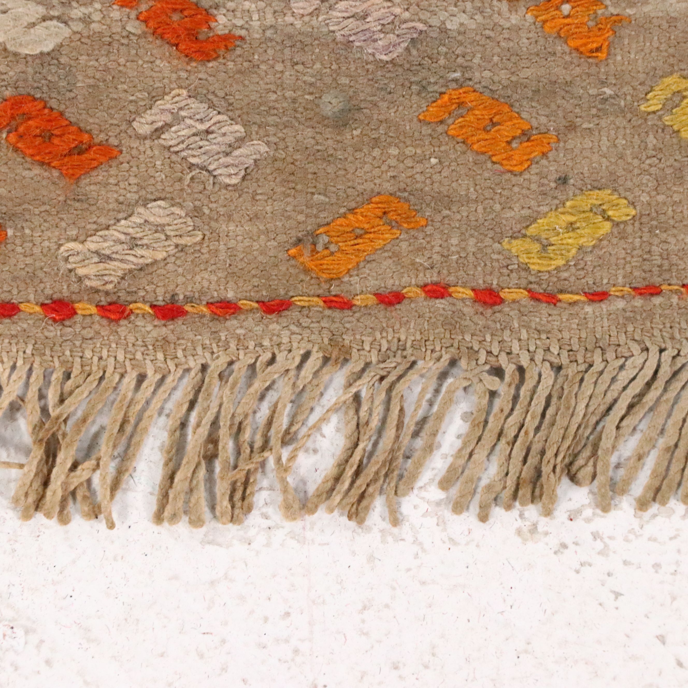 2'10 x 5'6 Handwoven Turkish Mut Cicim Accent Rug