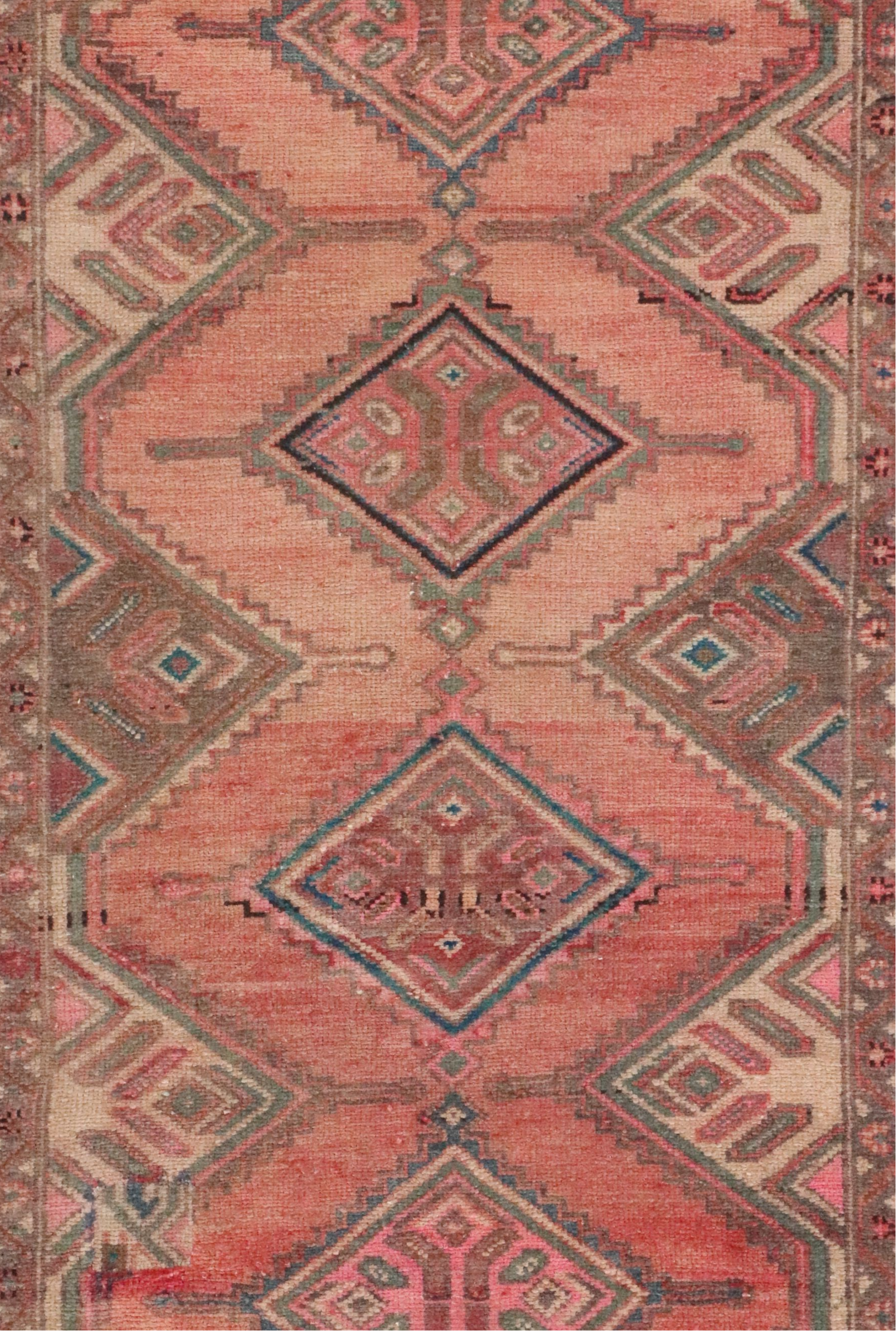 2'5 x 9'2 Hand-Knotted Persian Chenar Carpet Runner