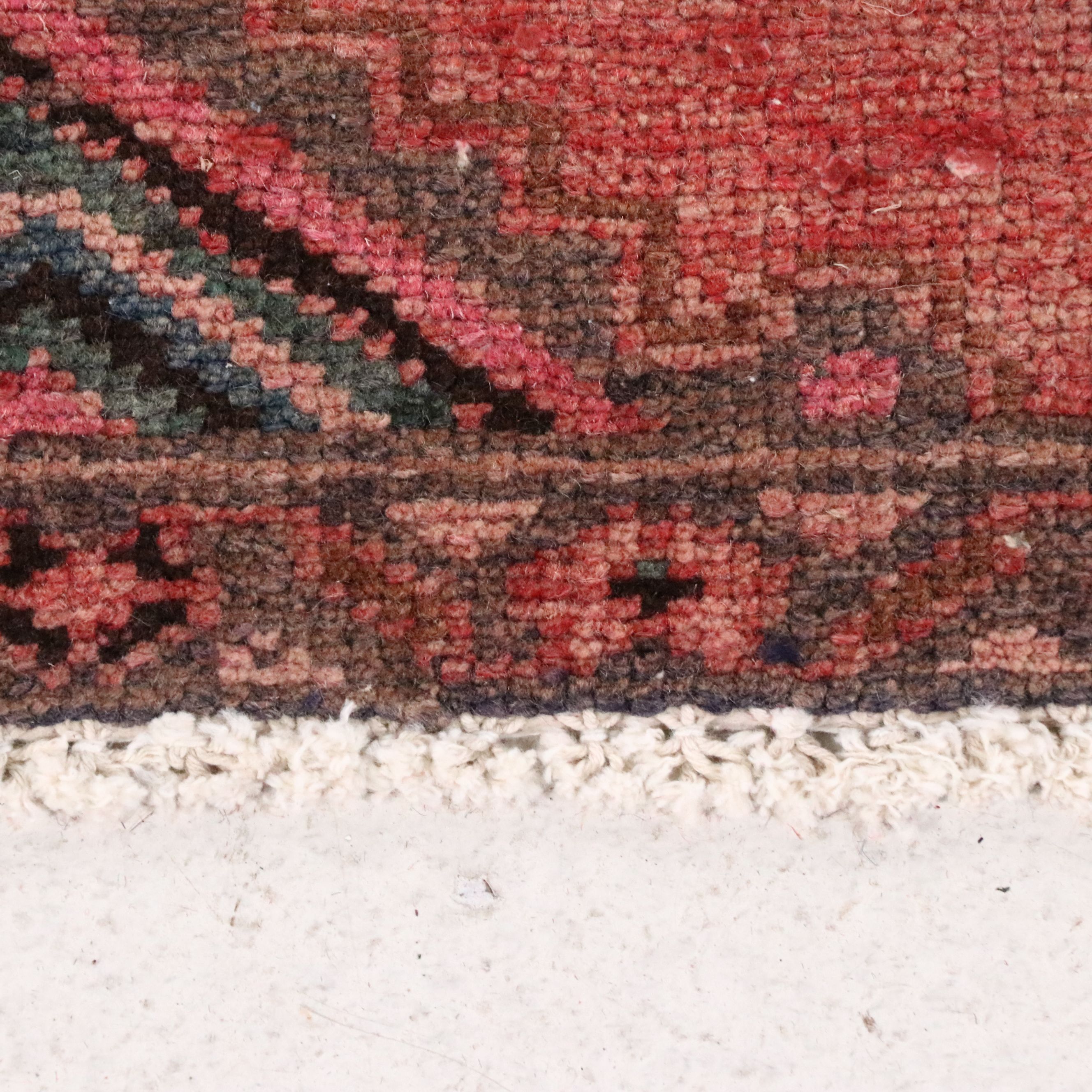 2'5 x 9'2 Hand-Knotted Persian Chenar Carpet Runner