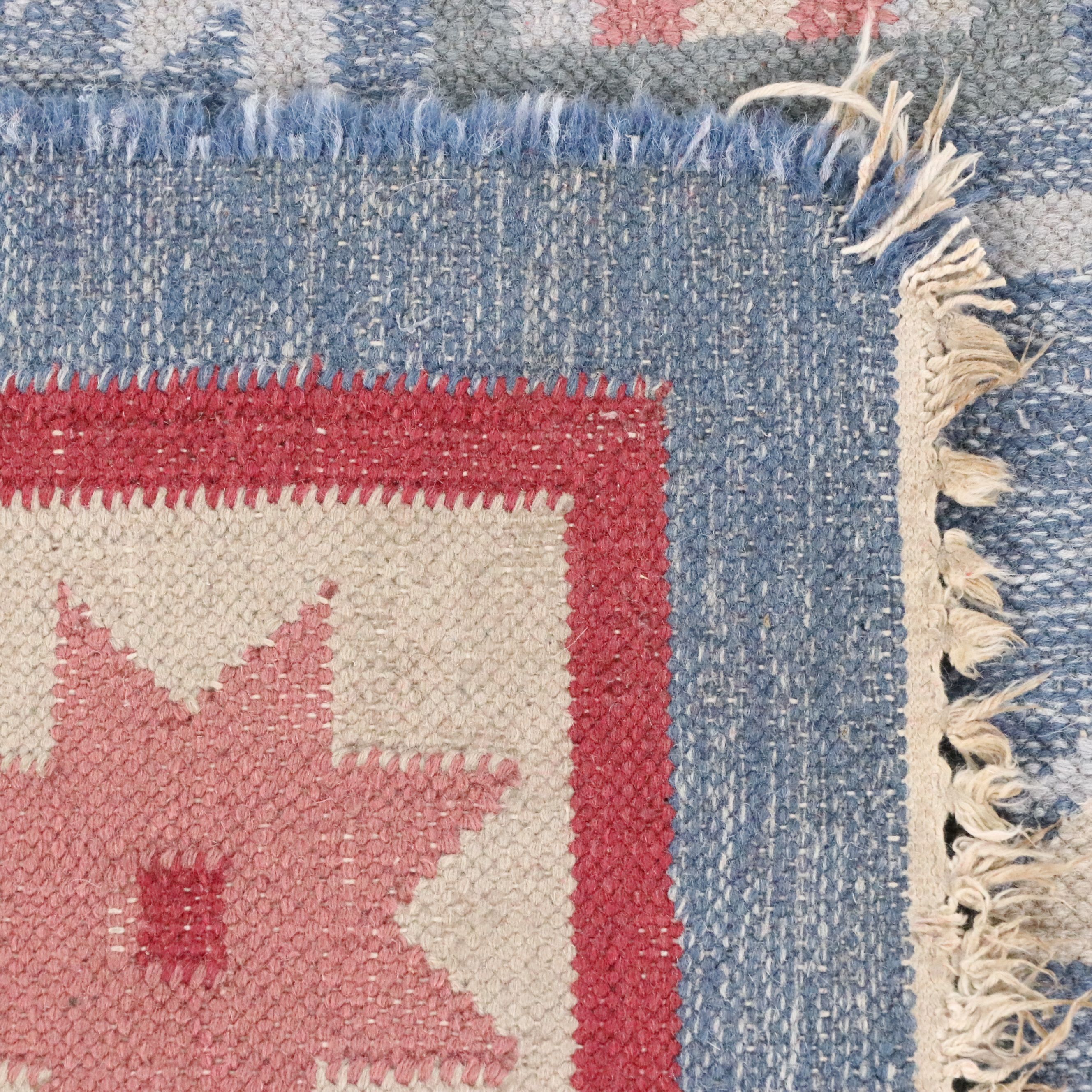 5'4 x 8' Handwoven Indian Dhurrie Area Rug