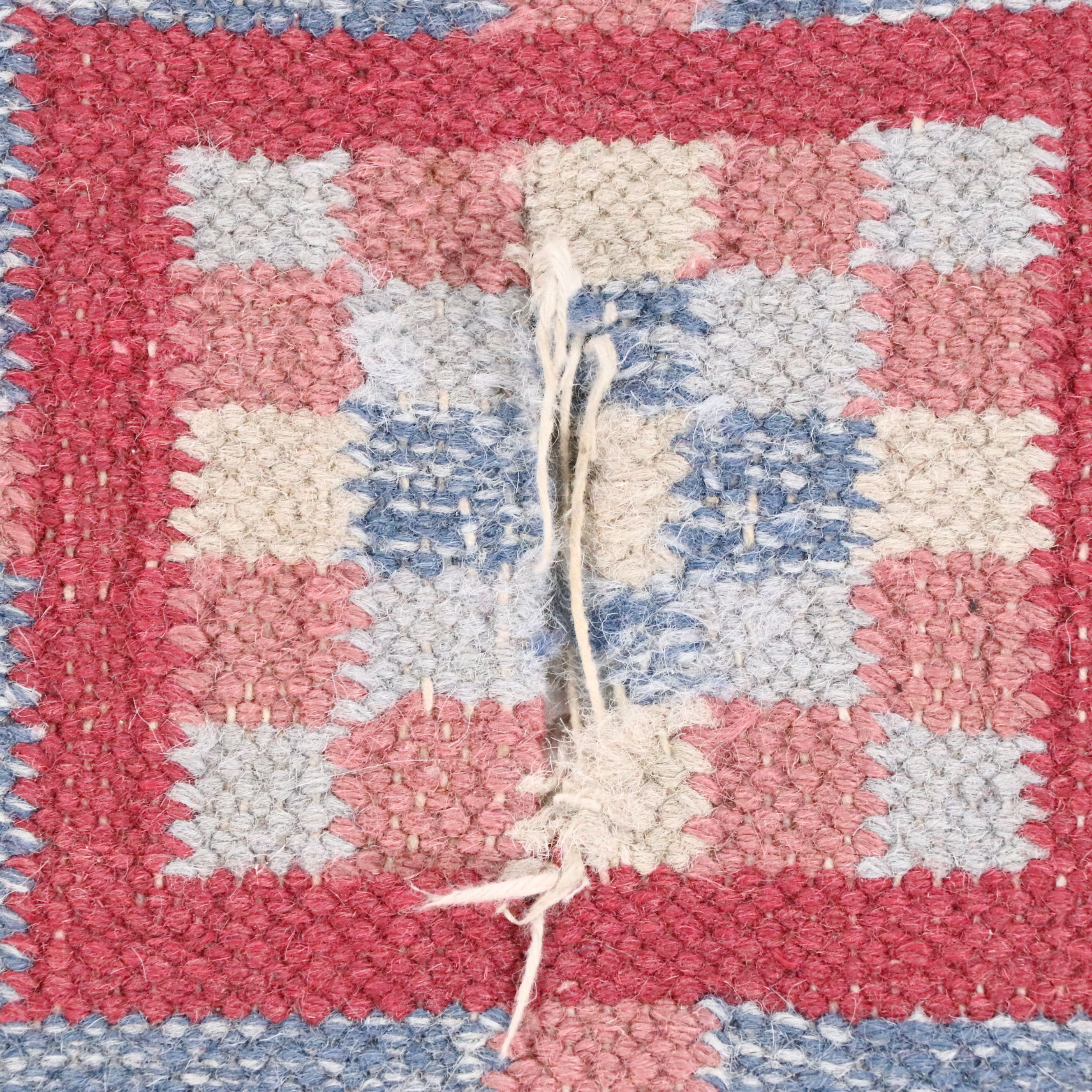 5'4 x 8' Handwoven Indian Dhurrie Area Rug