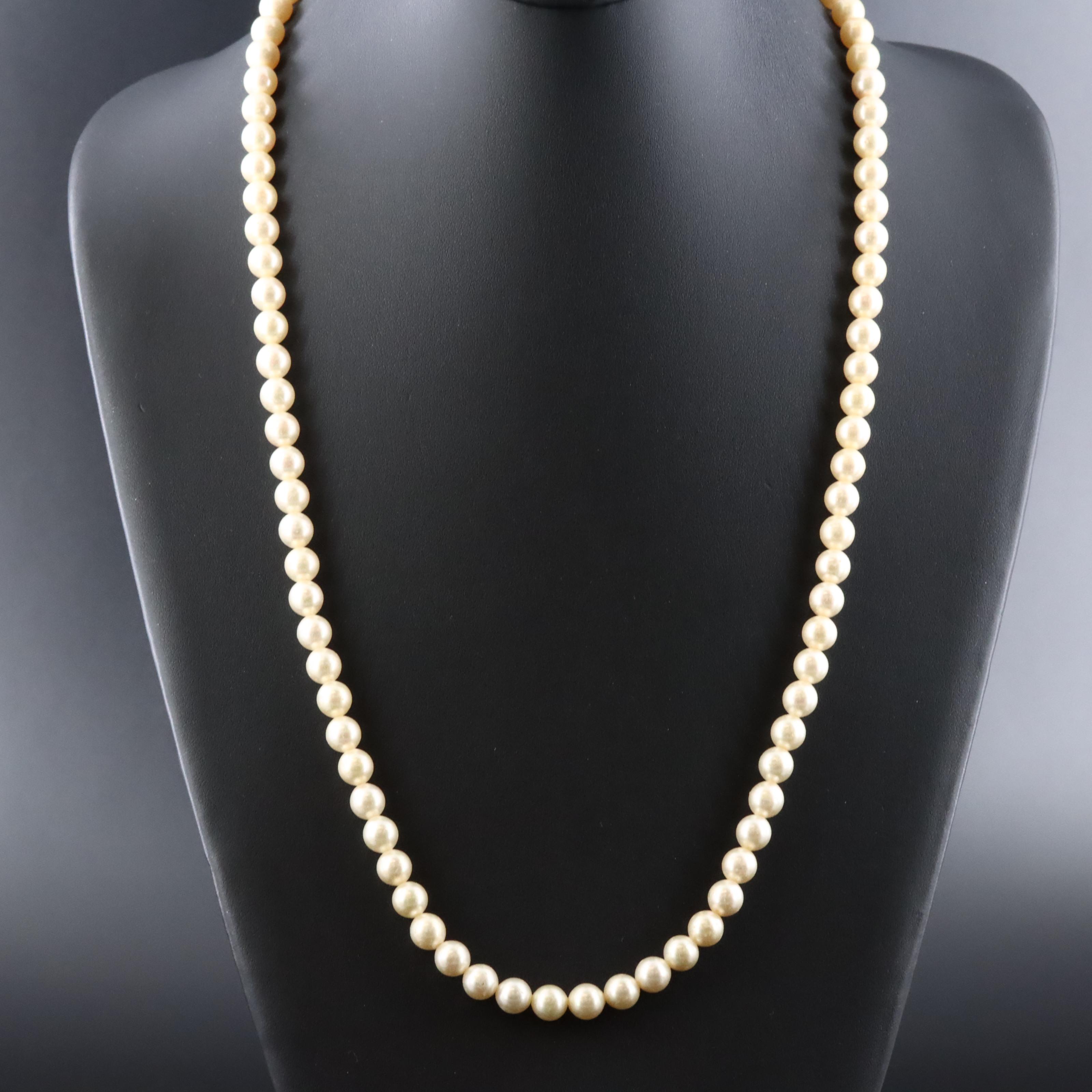 Pearl Necklace with 14K Mikimoto Clasp