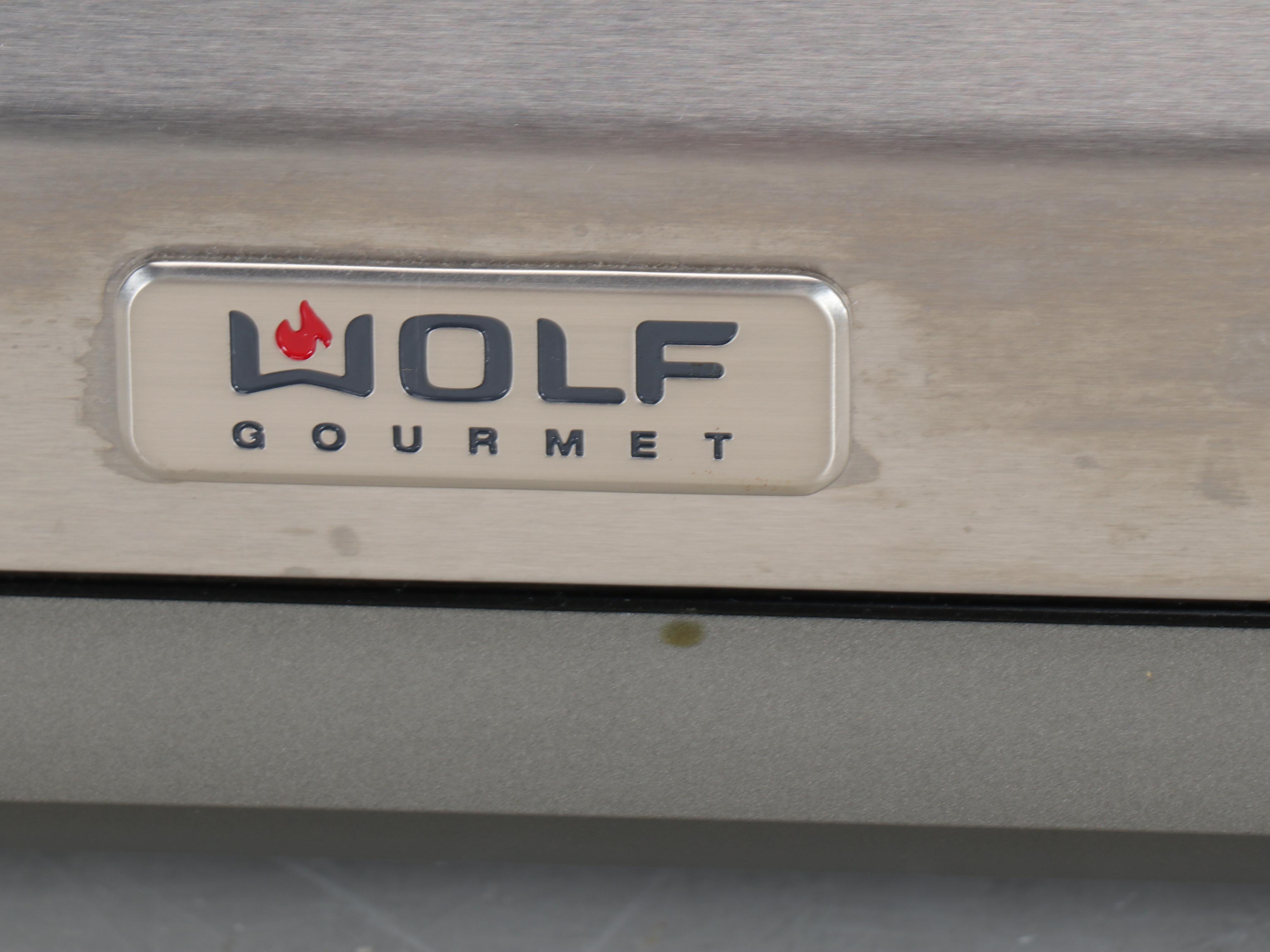 Wolf Gourmet Countertop Convection Oven with Accessories