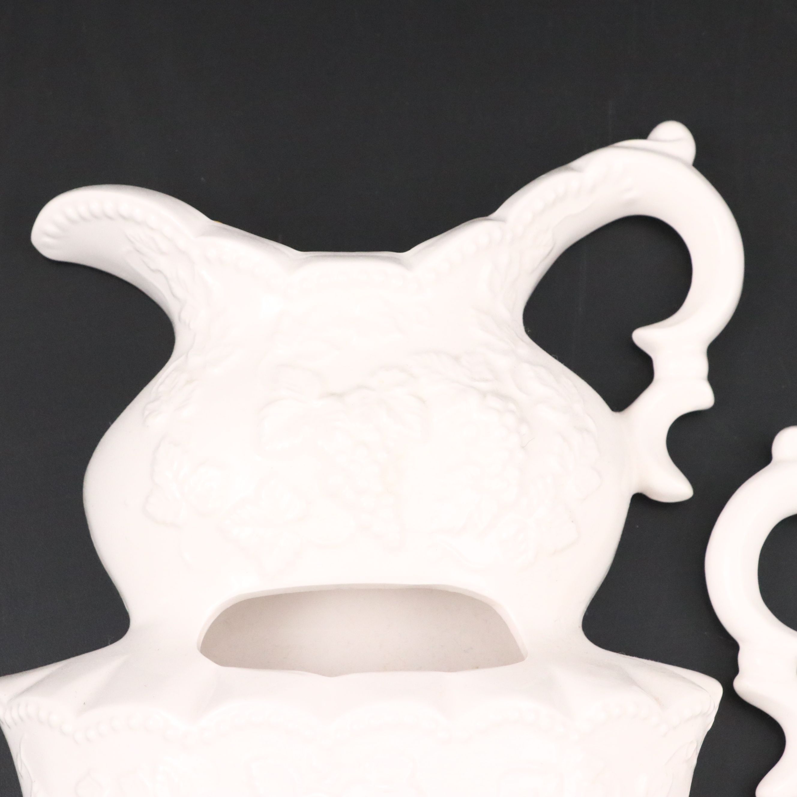 Decorama White Ceramic Pitcher and Basin Figural Wall Pockets, Mid-20th Century