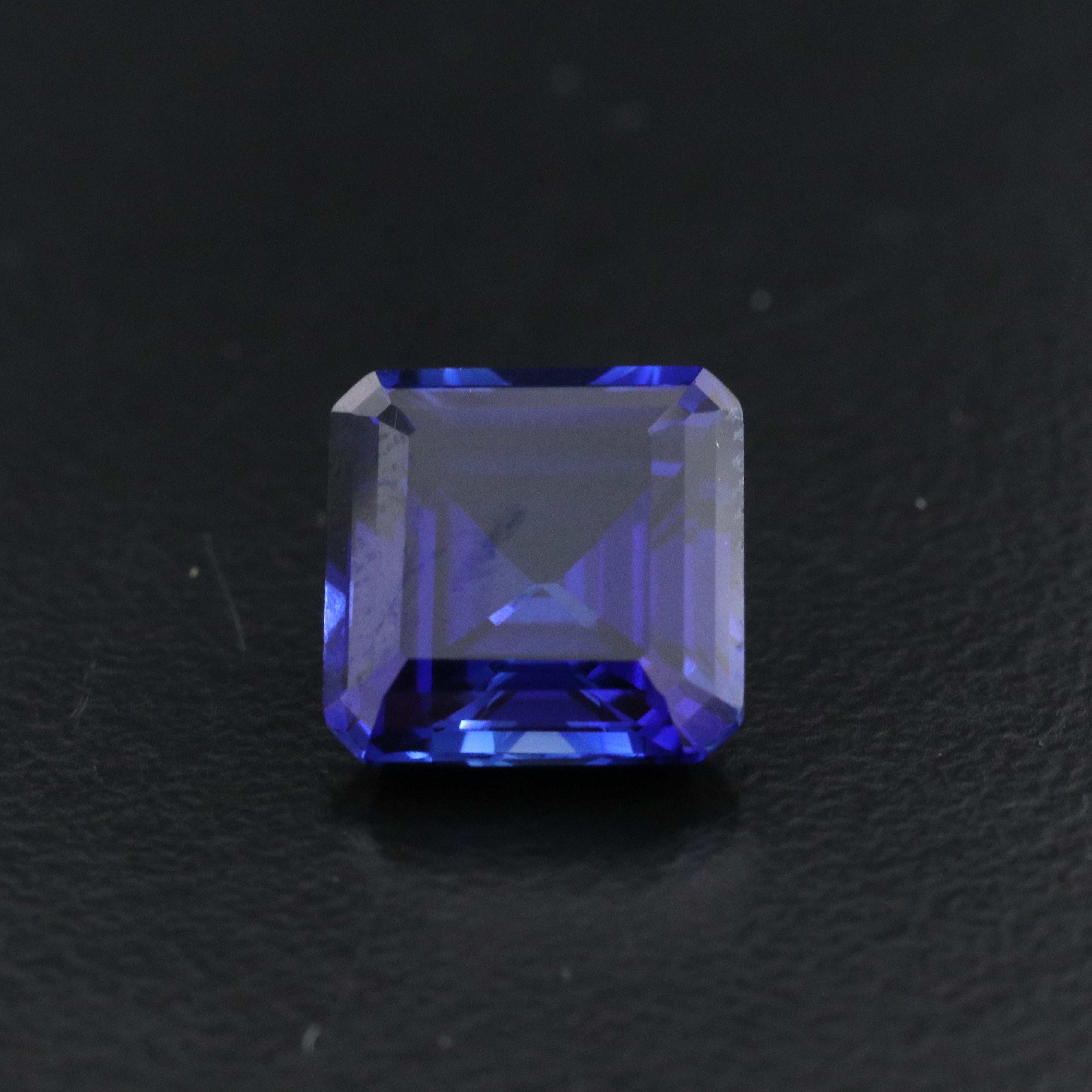 Loose 4.87 CT Lab Grown Sapphire