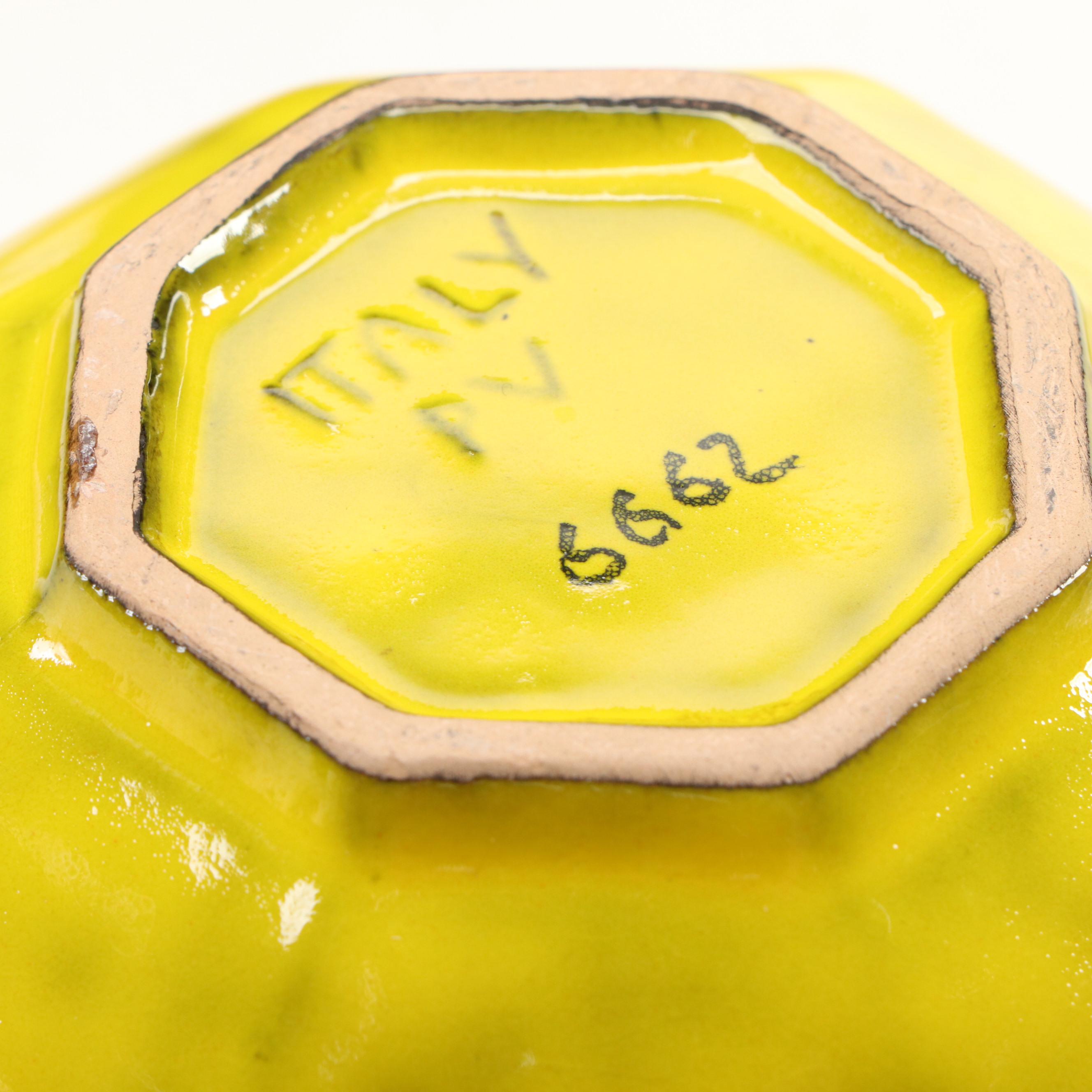 Peasant Valley Italian "Burnt Yellow" Ceramic Dinnerware, 20th Century