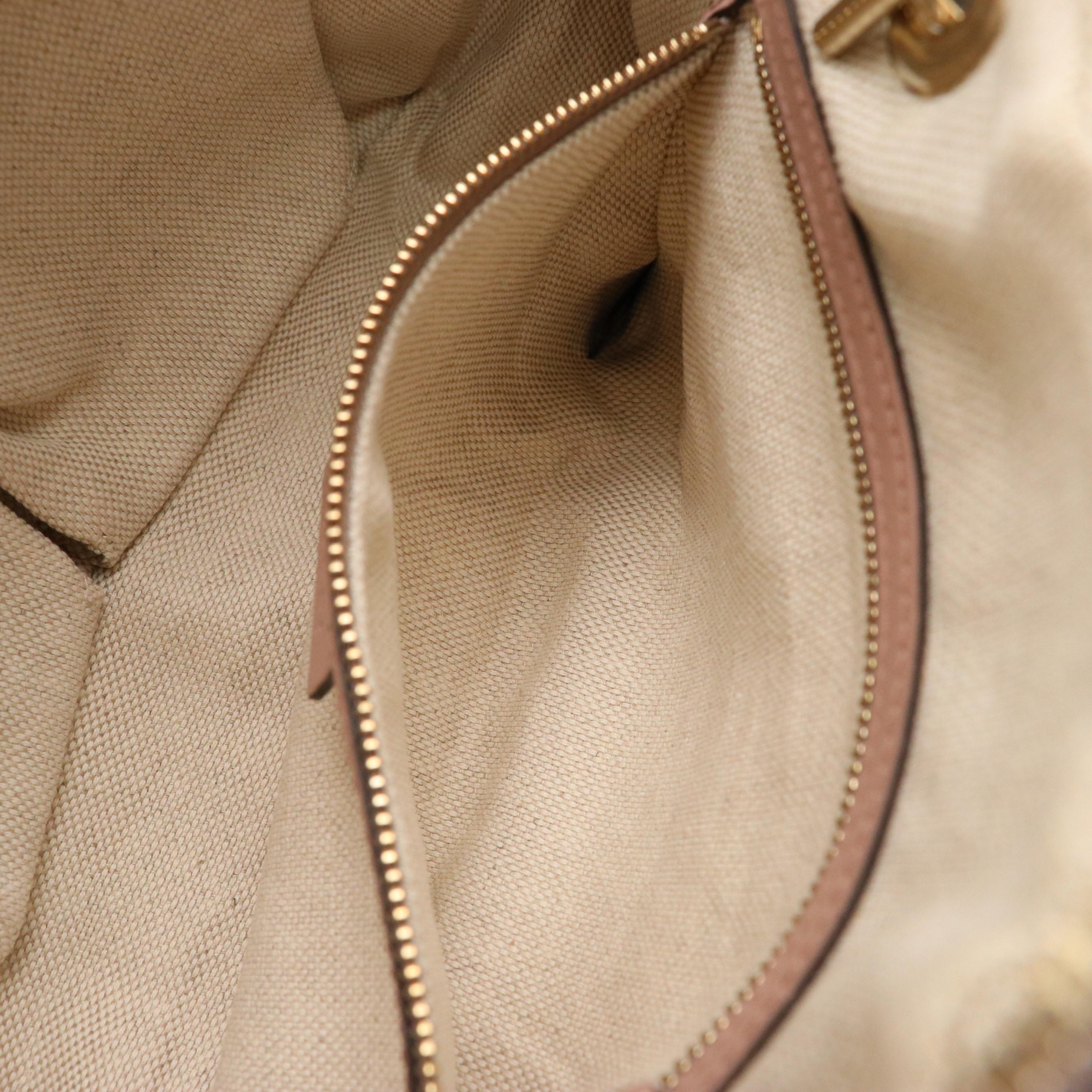 Gucci Soho Tassel-Zip Bowler Bag in Beige Patent Leather