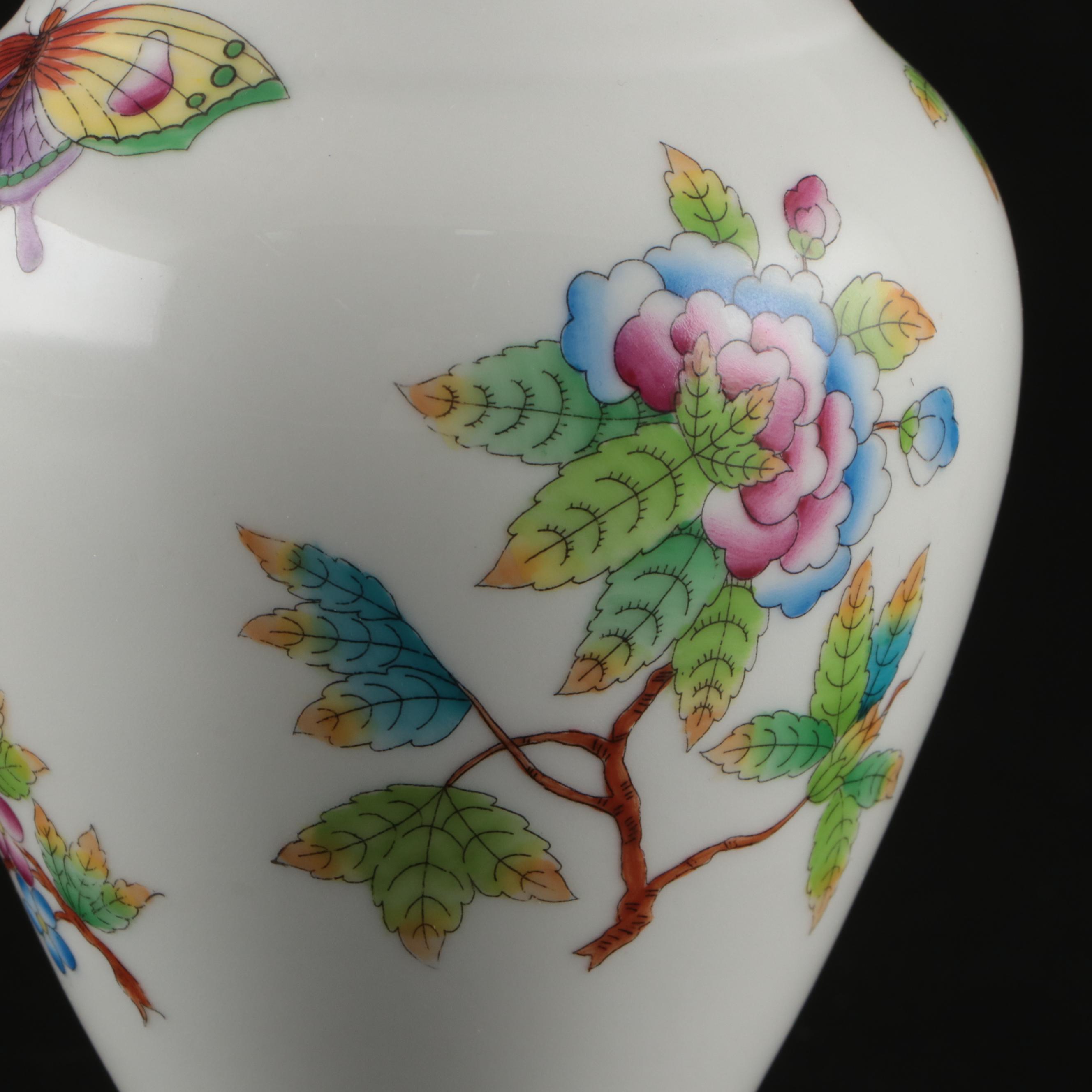 Herend "Queen Victoria" Hand-Painted Porcelain Ashtray and Bud Vase