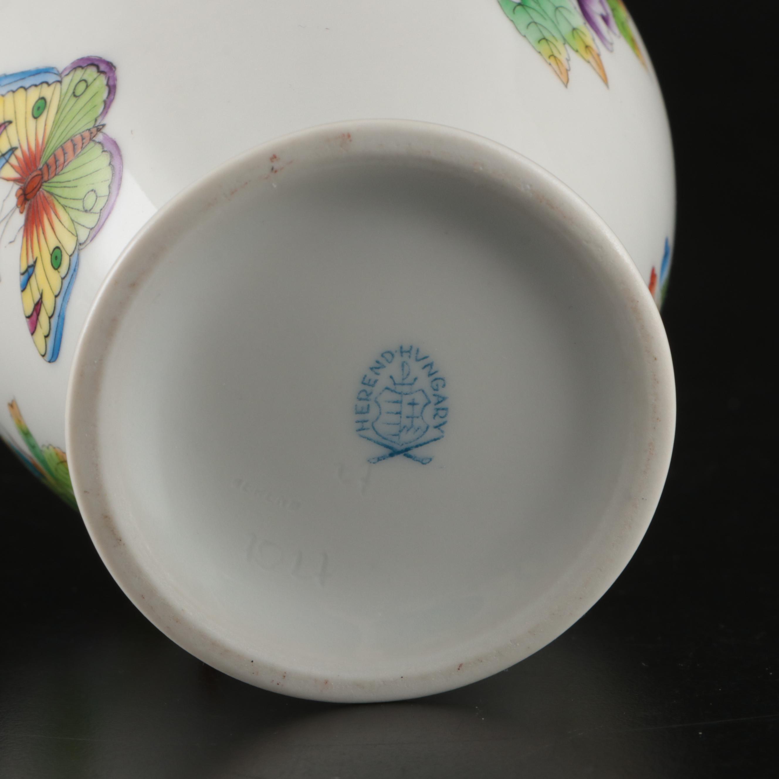 Herend "Queen Victoria" Hand-Painted Porcelain Ashtray and Bud Vase