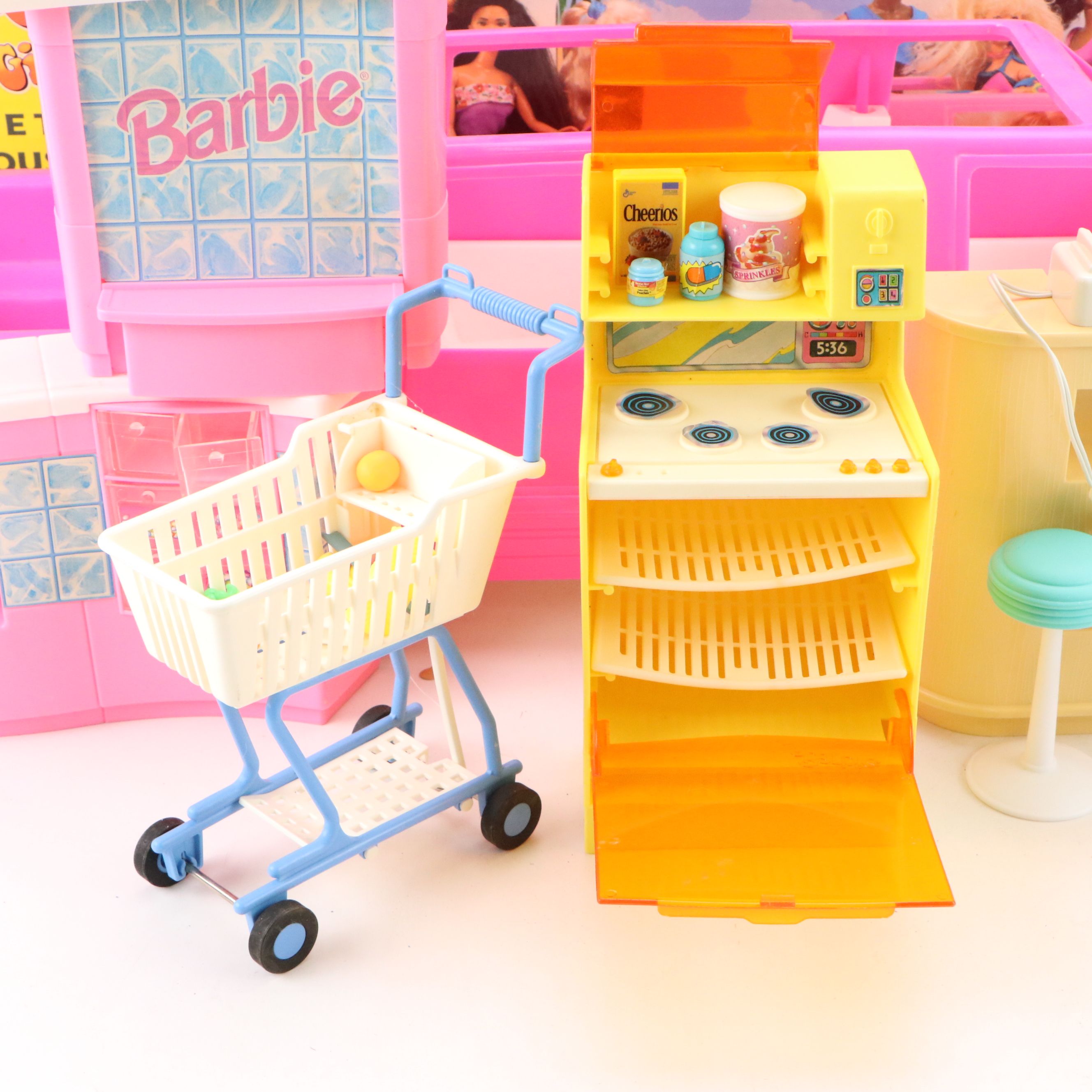 Fashion Girl Stretch Limousine and Hot Tub with Barbie and More Doll Accessories