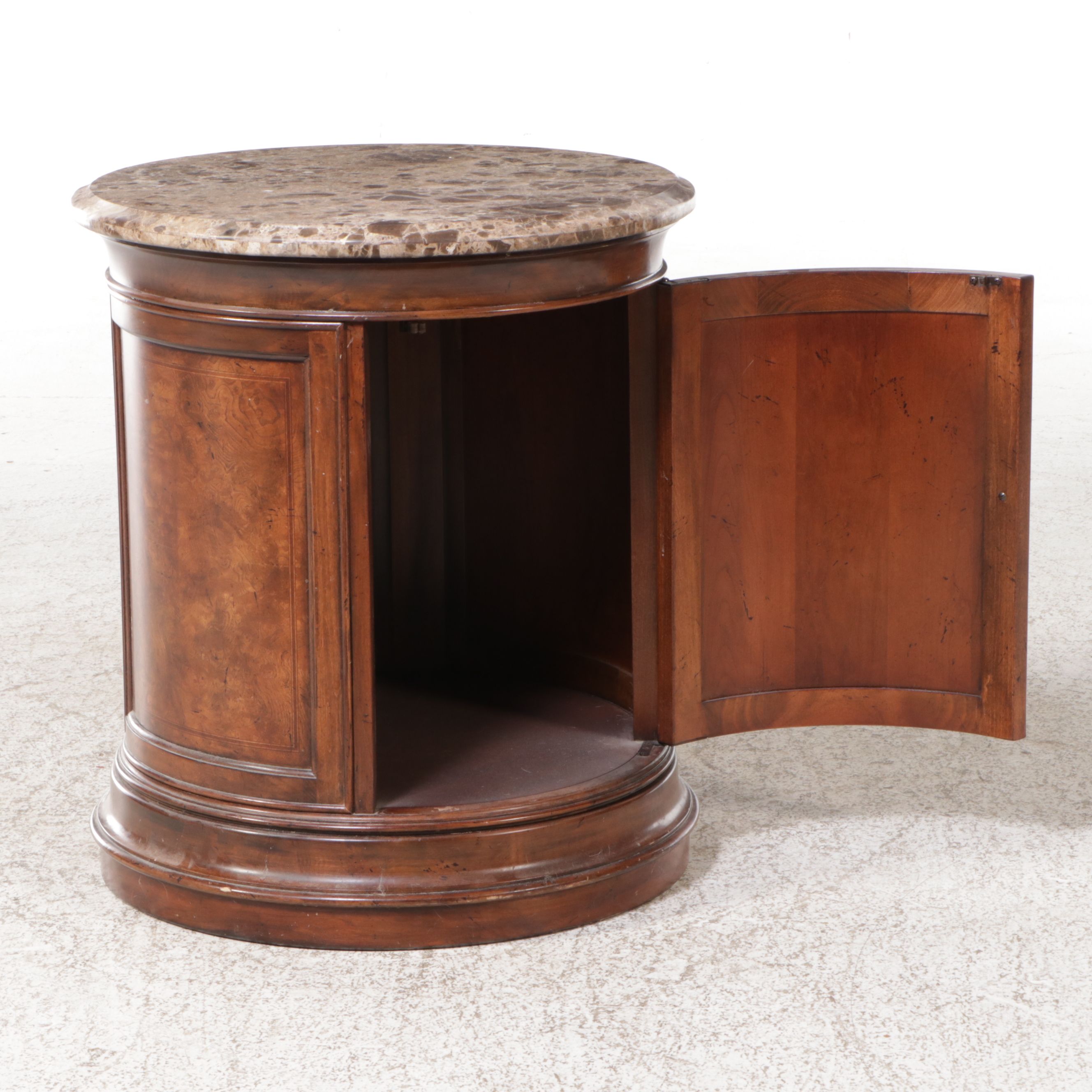 Thomasville Mediterranean Style Marble Top Round End Table