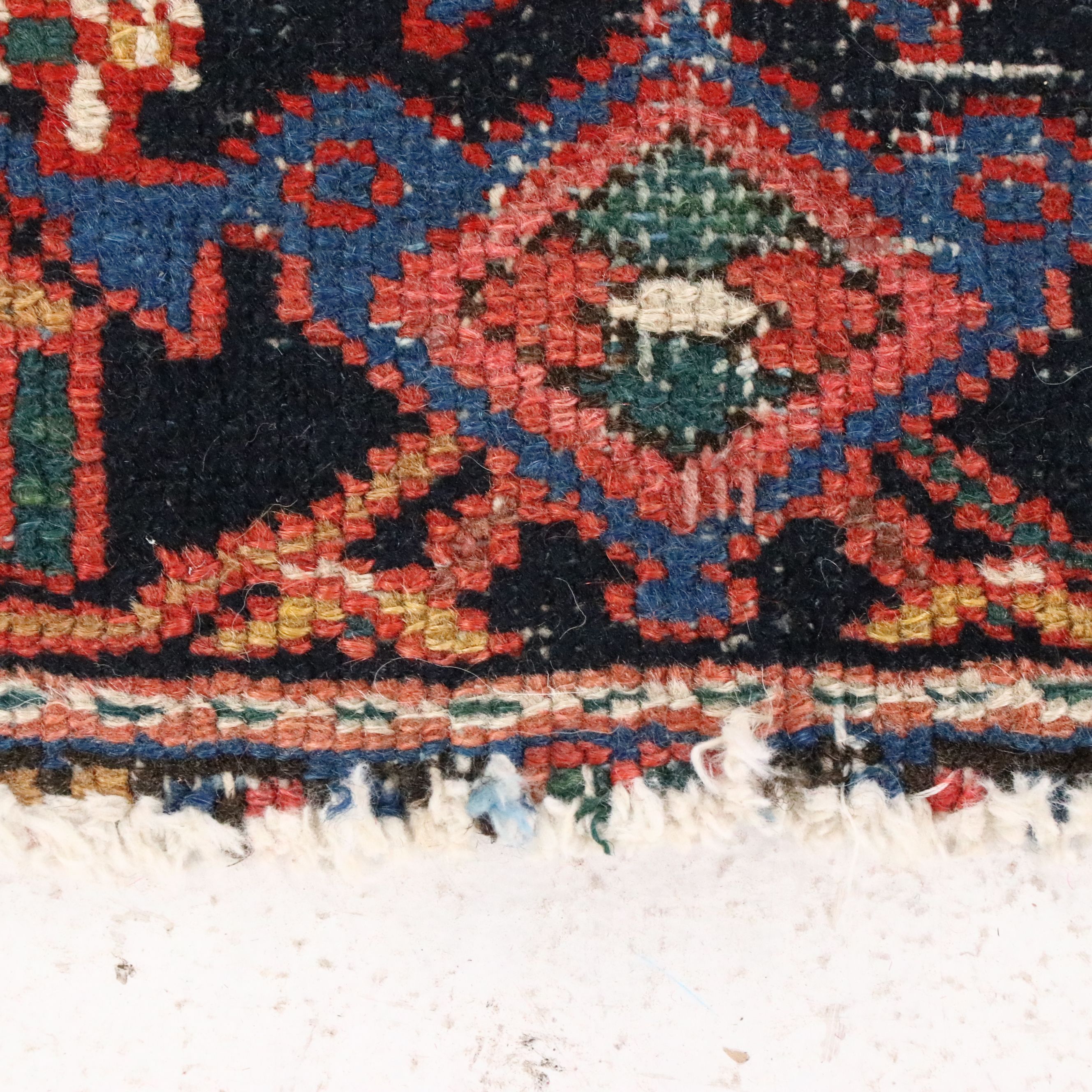 4'8 x 6'1 Hand-Knotted Persian Hamadan Area Rug