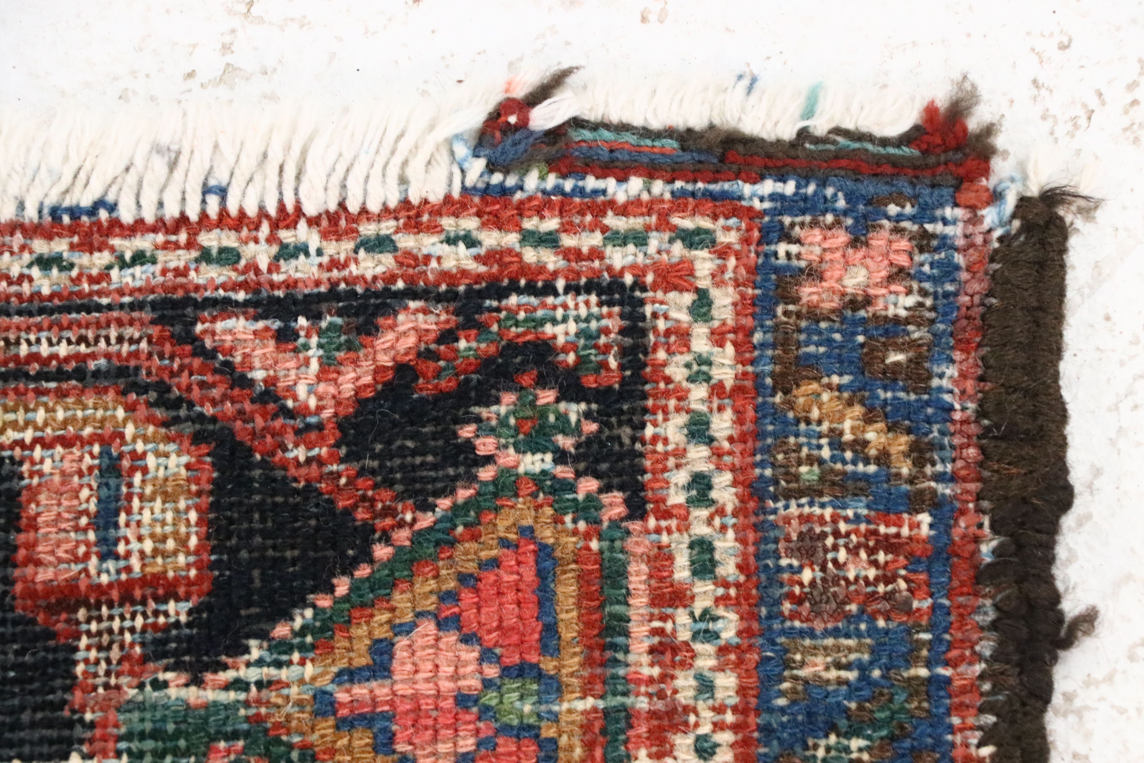 4'8 x 6'1 Hand-Knotted Persian Hamadan Area Rug