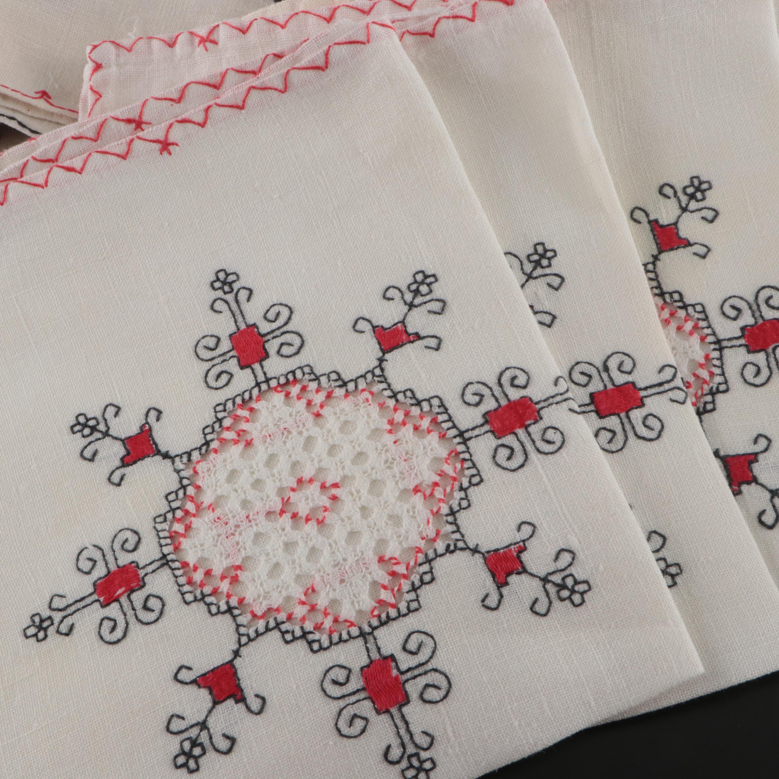 Floral Embroidered with Other Tablecloths, Placemats and Napkins