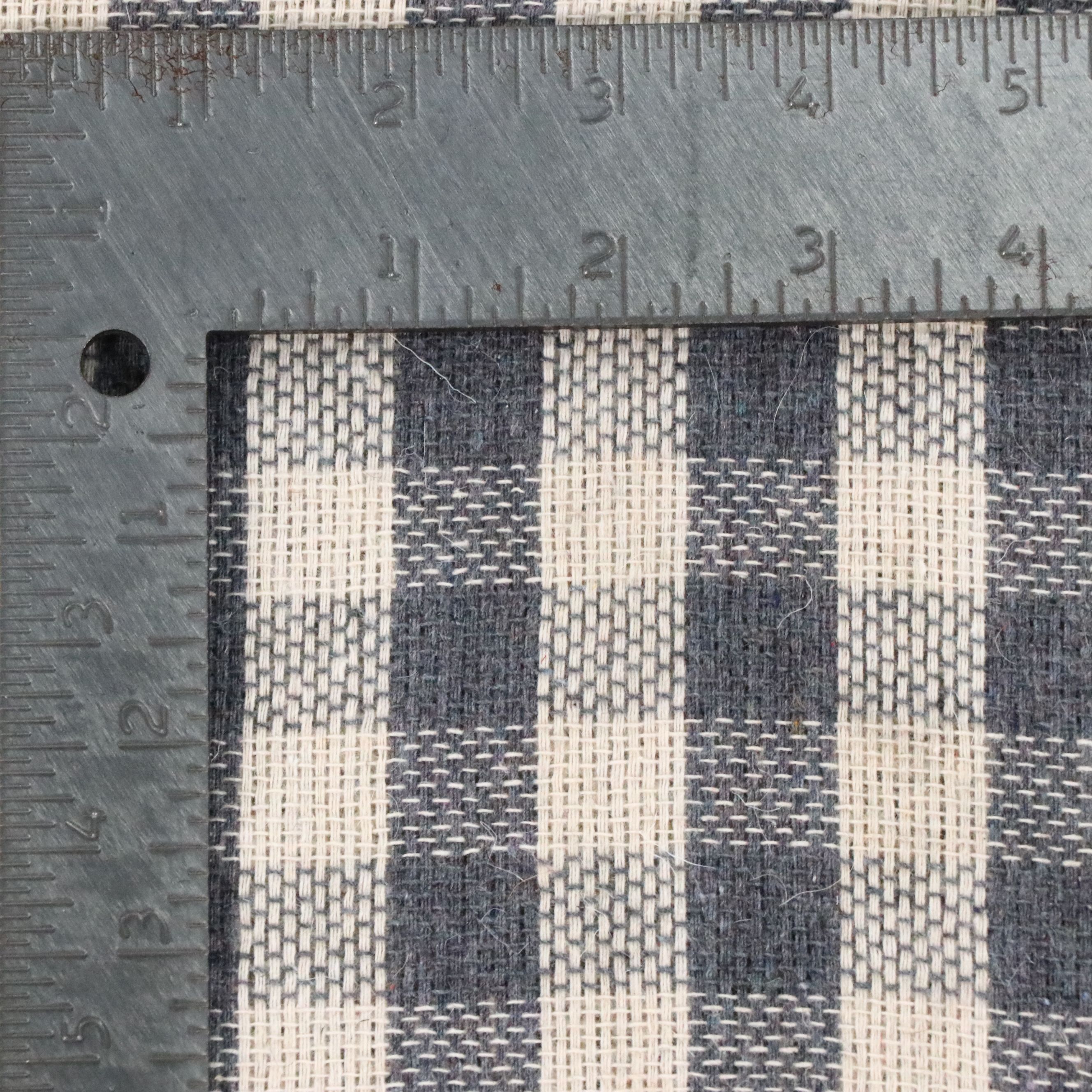 8'8 x 11'11 Hand-Tufted Safavieh "Cambridge" Area Rug