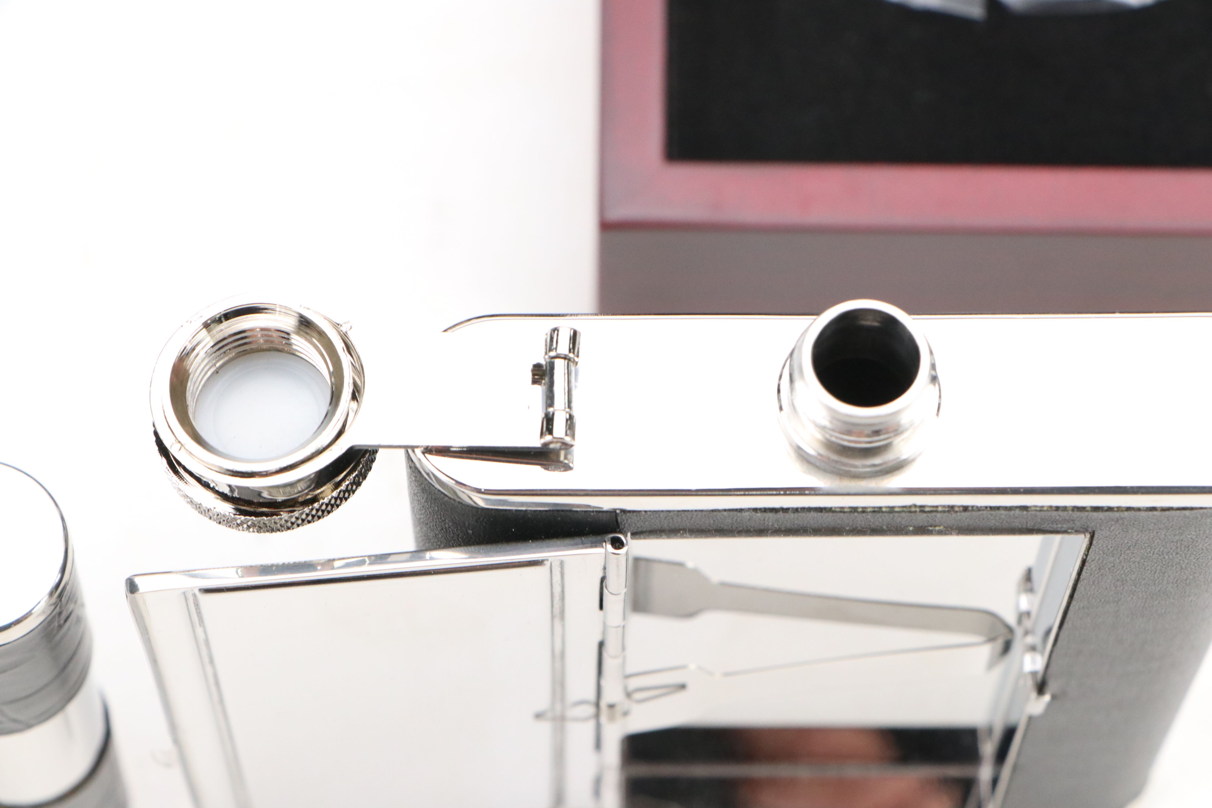 Rebel Stainless Steel Flasks with Flask Set