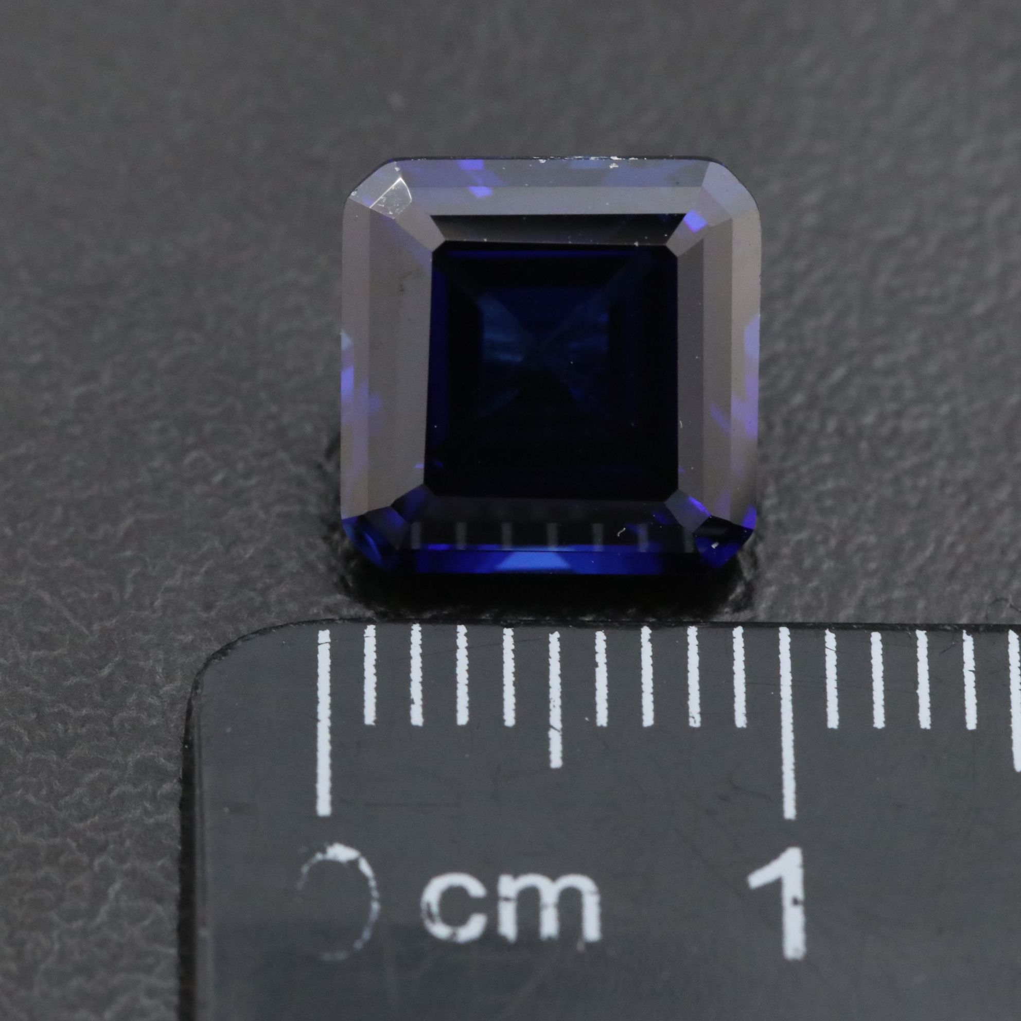 Loose 4.98 CT Lab Grown Sapphire