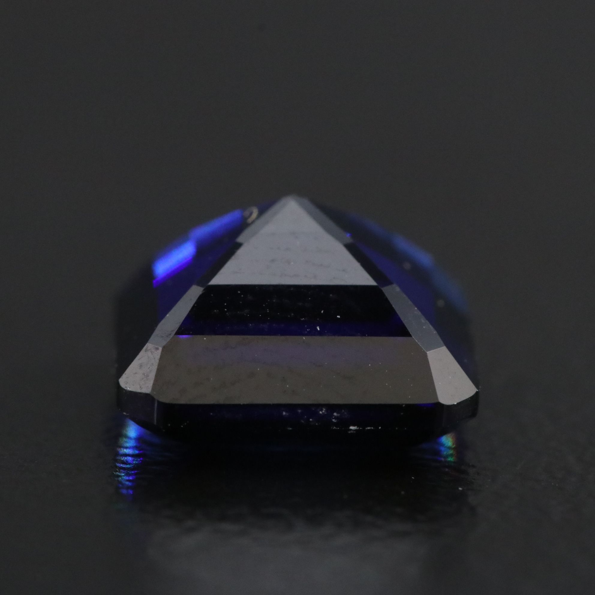 Loose 4.98 CT Lab Grown Sapphire