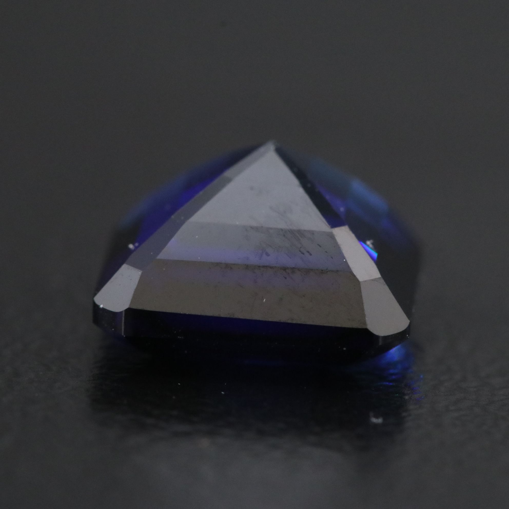 Loose 4.88 CT Lab Grown Sapphire