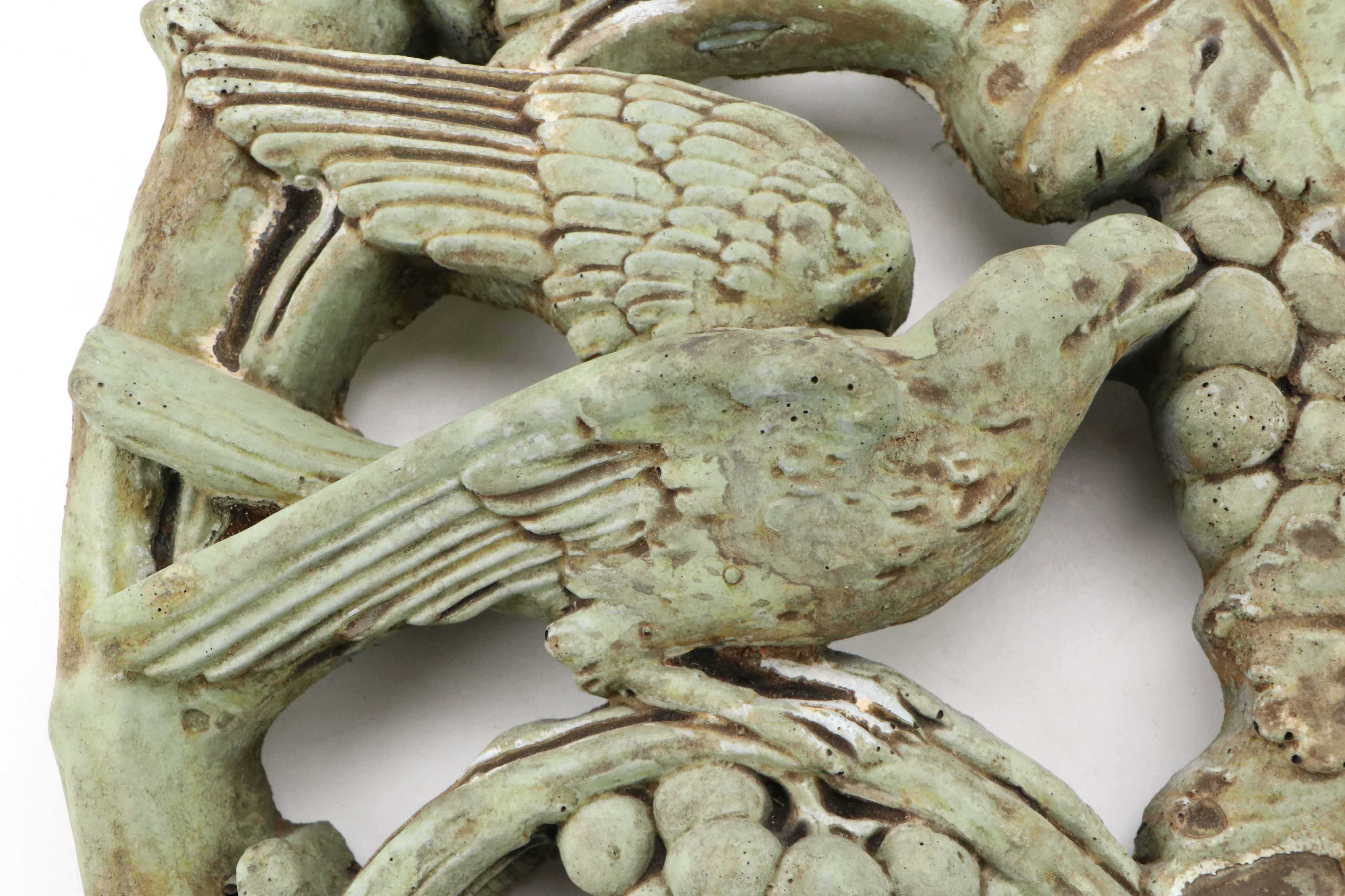 Unique Stone Co. Rustic Oval Bird and Grape Vine Wall Plaque