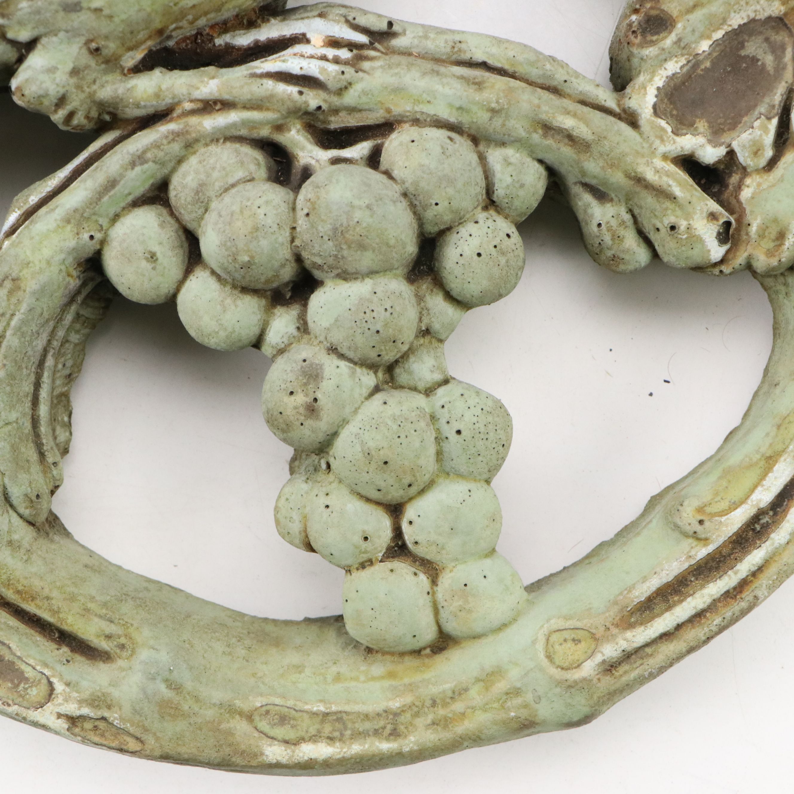 Unique Stone Co. Rustic Oval Bird and Grape Vine Wall Plaque