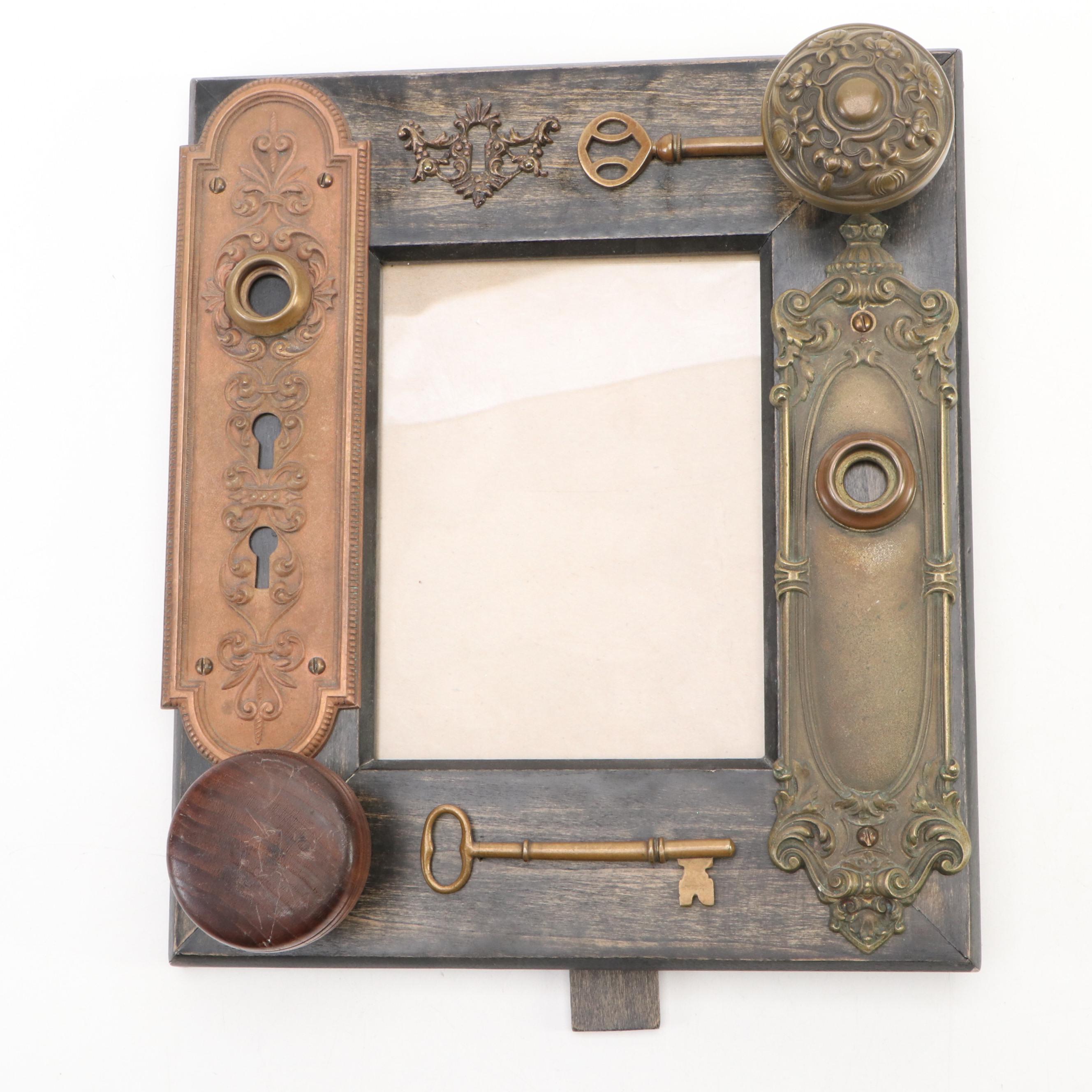 Doorknob Wall Decor with Picture Frame