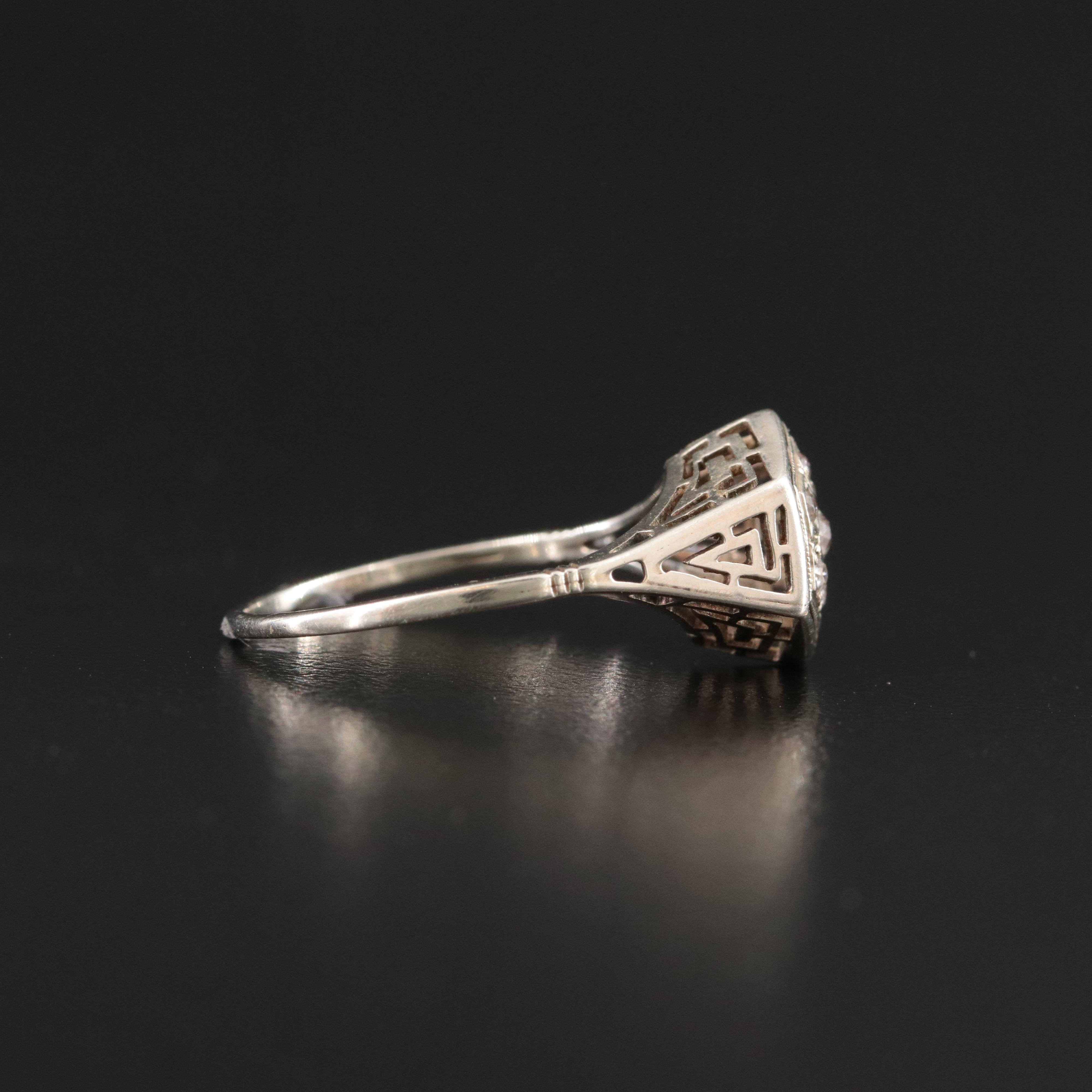 Vintage 14K 0.24 CTW Diamond Ring