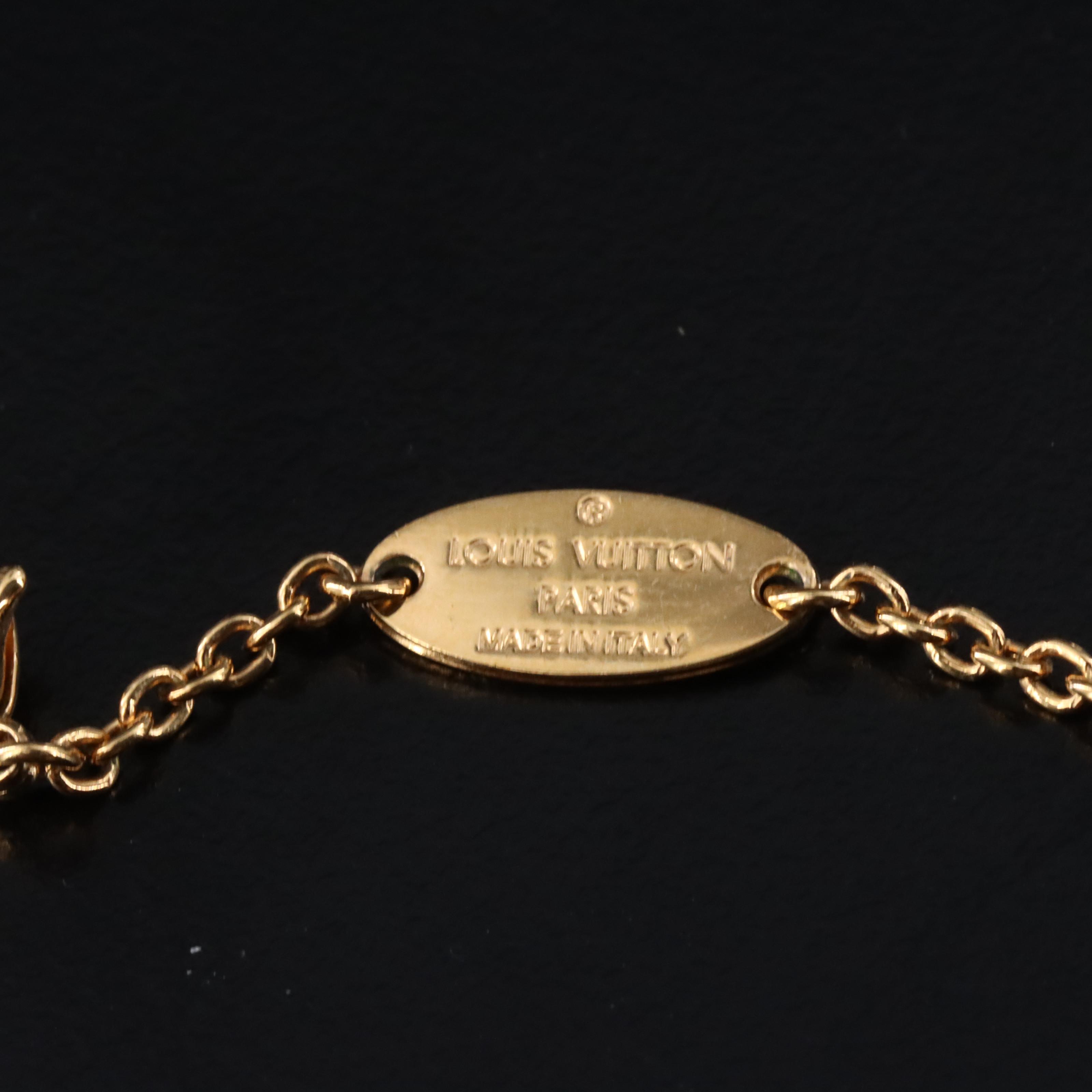 Louis Vuitton Essential V Necklace with Faux Pearl