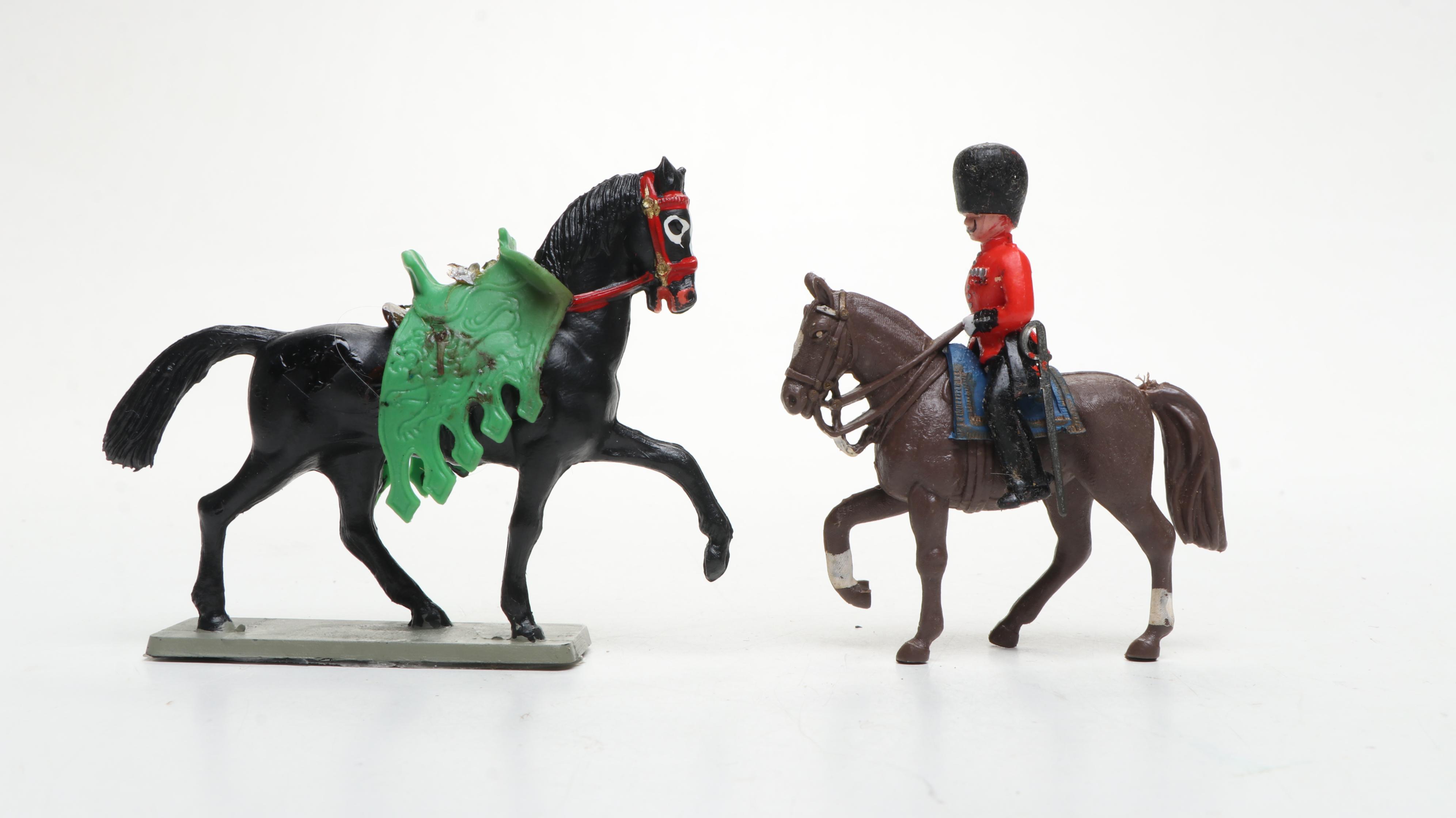 Britains Plastic Scots Guard Toy Soldiers with Decorated Horse and Guard Stand
