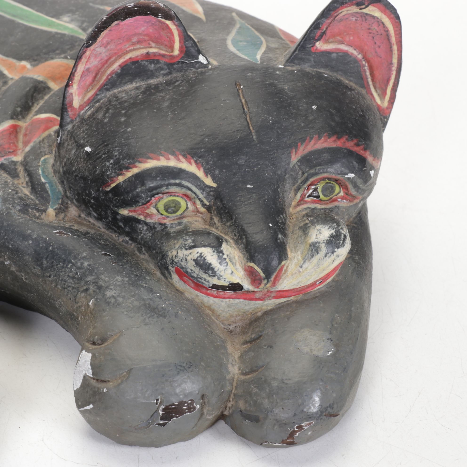 Hand-Painted Cat Statue with "Home Sweet Home" Door Mats