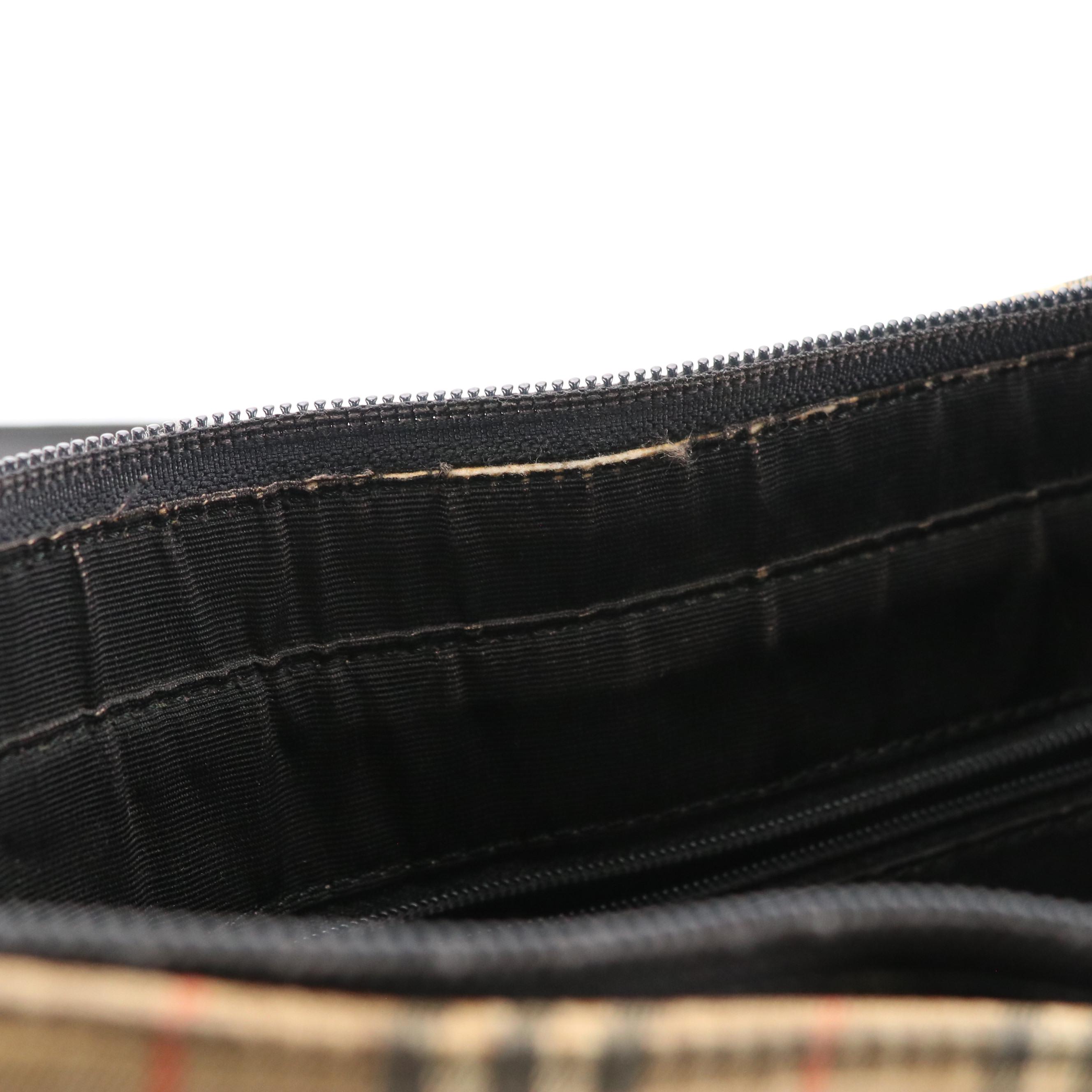 Burberrys Vintage Shoulder Tote in Haymarket Check Jacquard Canvas and Leather