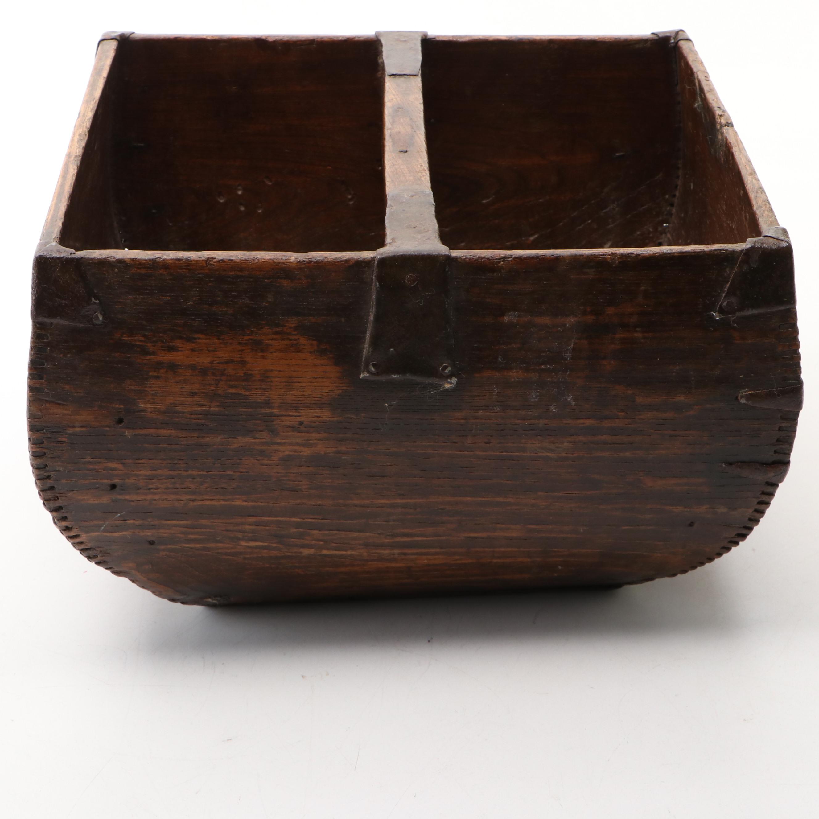 Chinese Wooden Rice Bucket